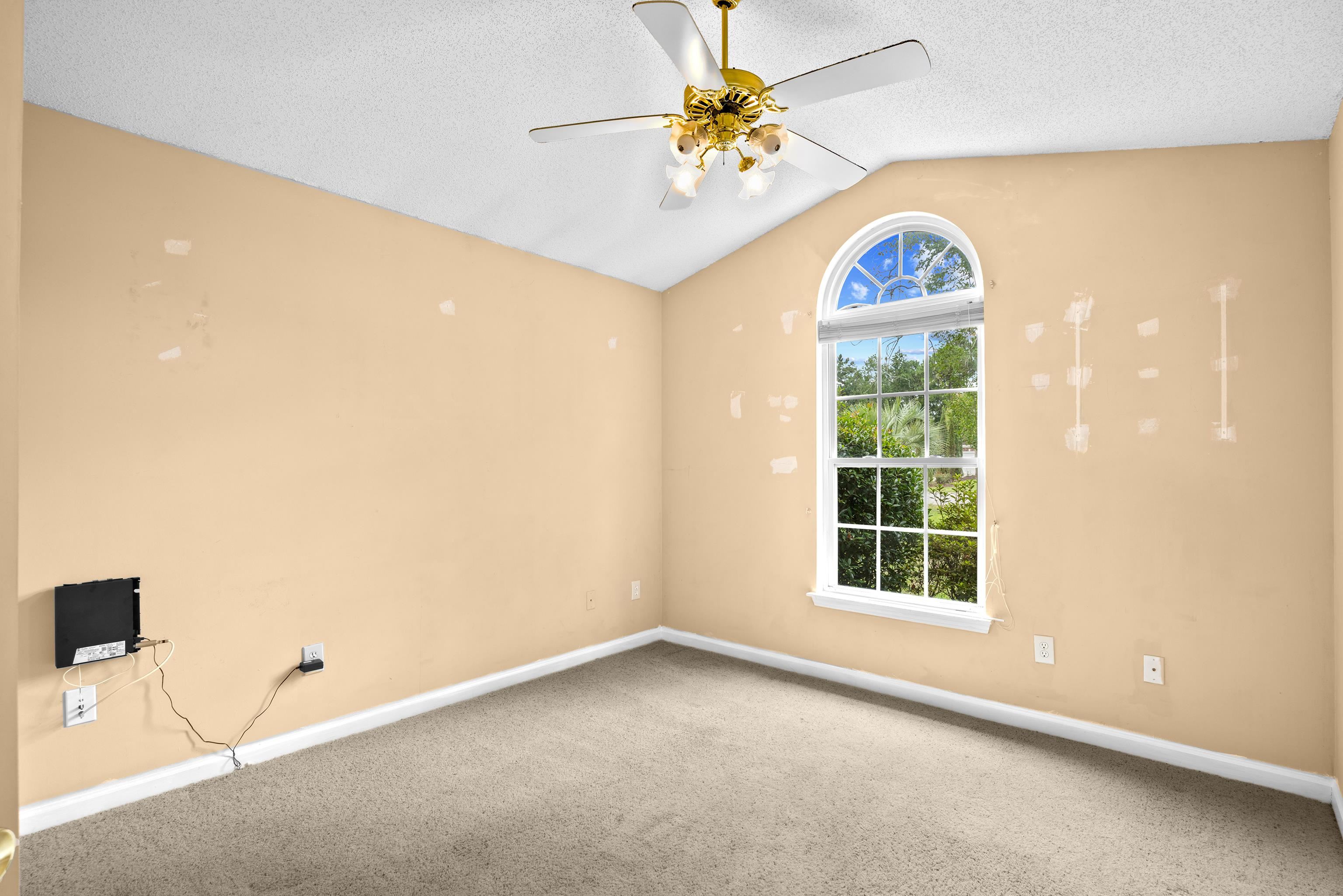 2498 Hunters Trail Property Photo 24