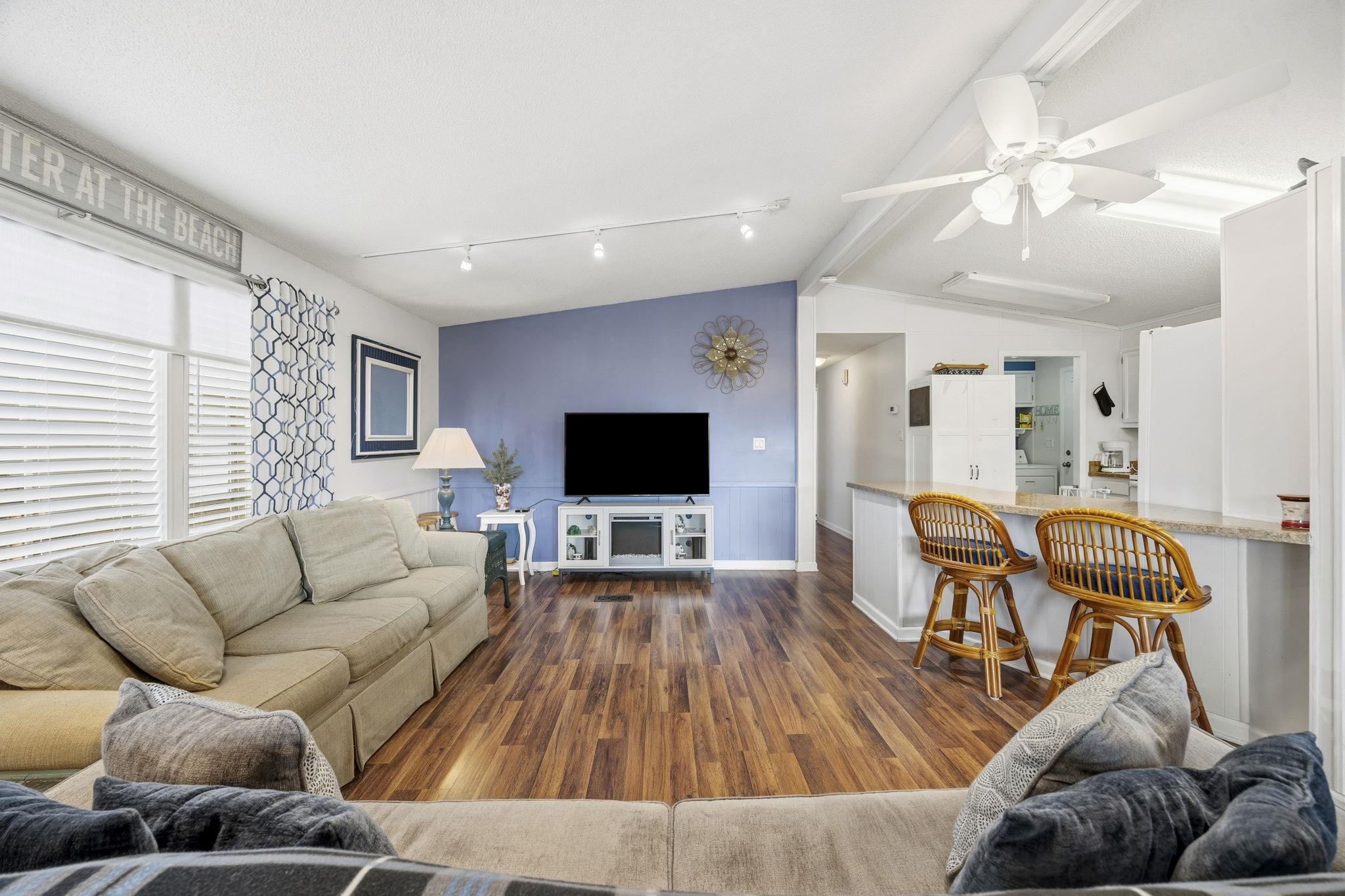 1802 Sunrise Dr. Property Photo 5