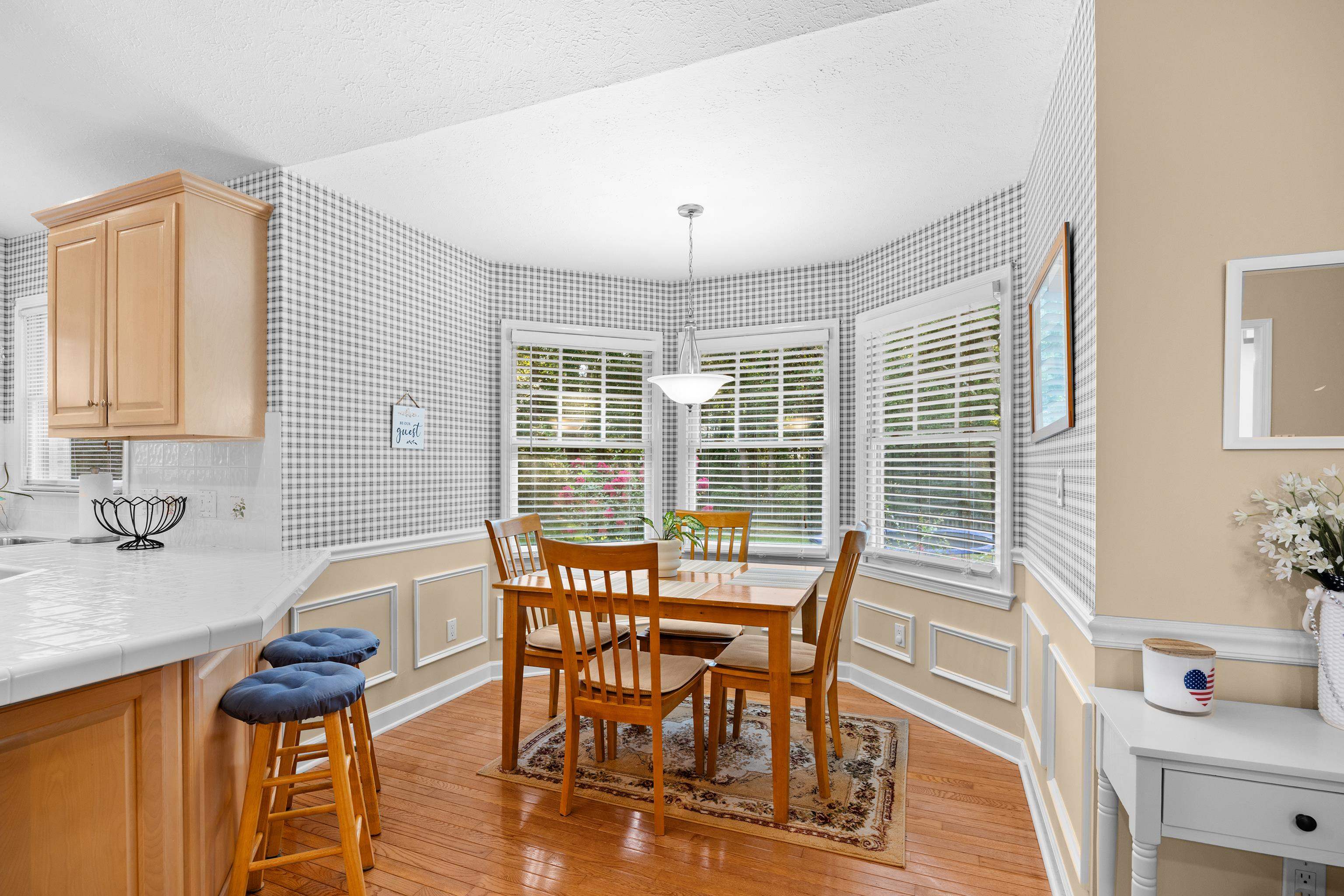 25 Saint Julian Ct. Property Photo 9