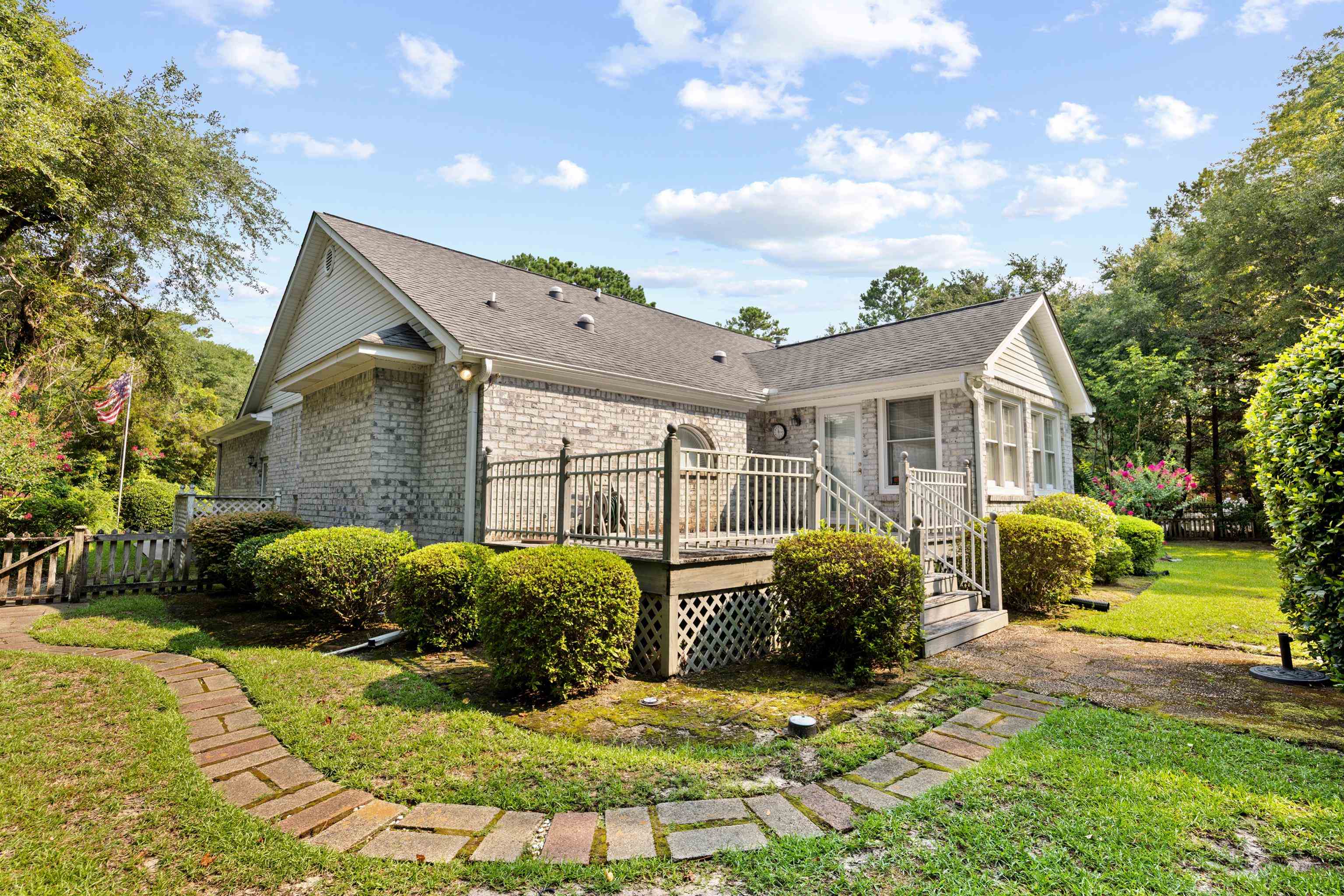 25 Saint Julian Ct. Property Photo 22