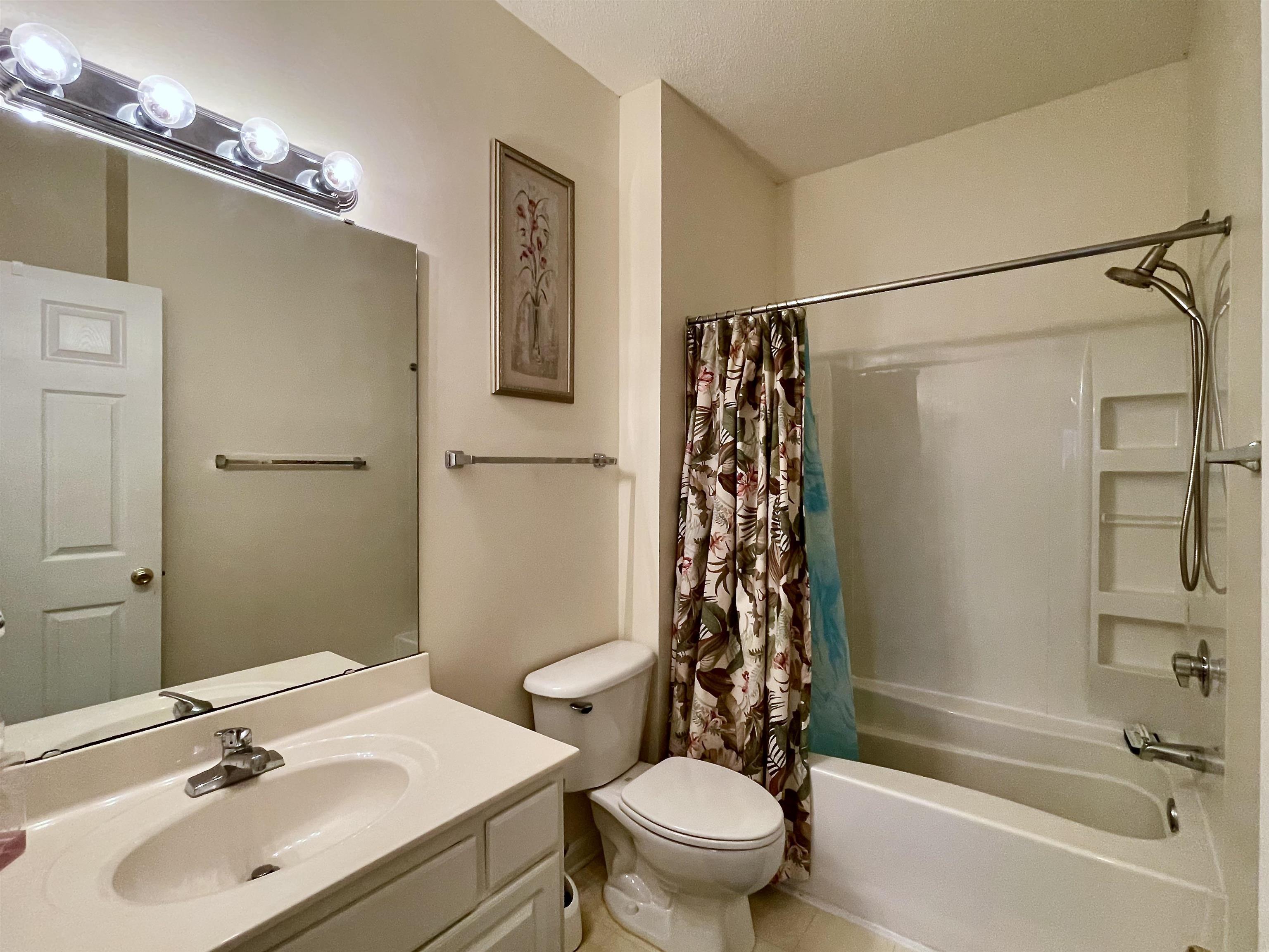 4501 W Harbor Ct. Property Photo 20