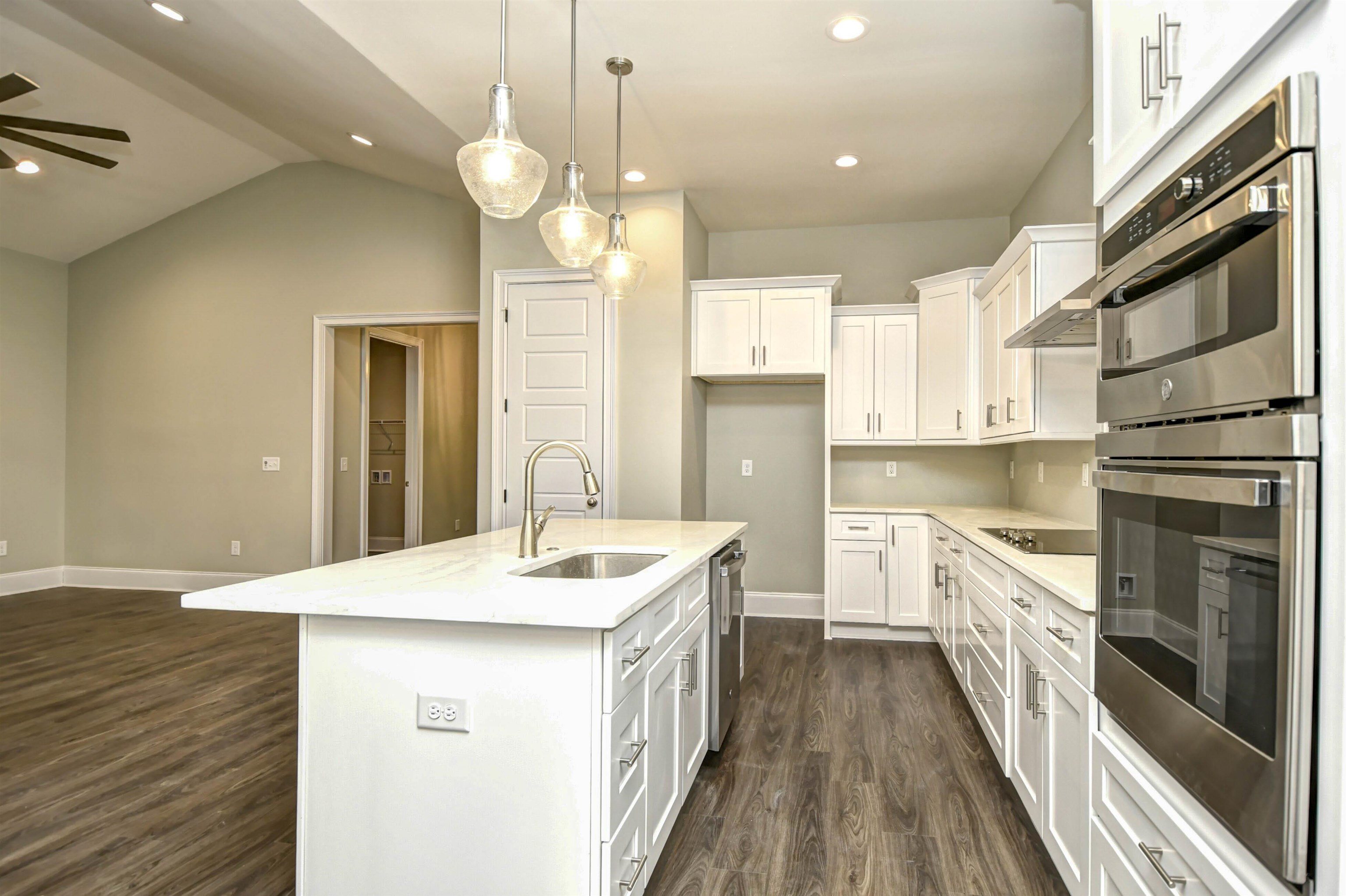 289 Waterfall Circle Property Photo 12