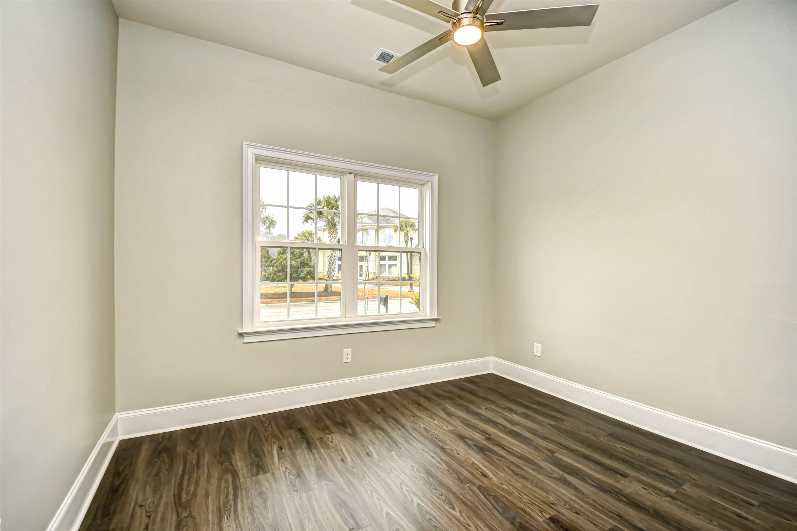289 Waterfall Circle Property Photo 20