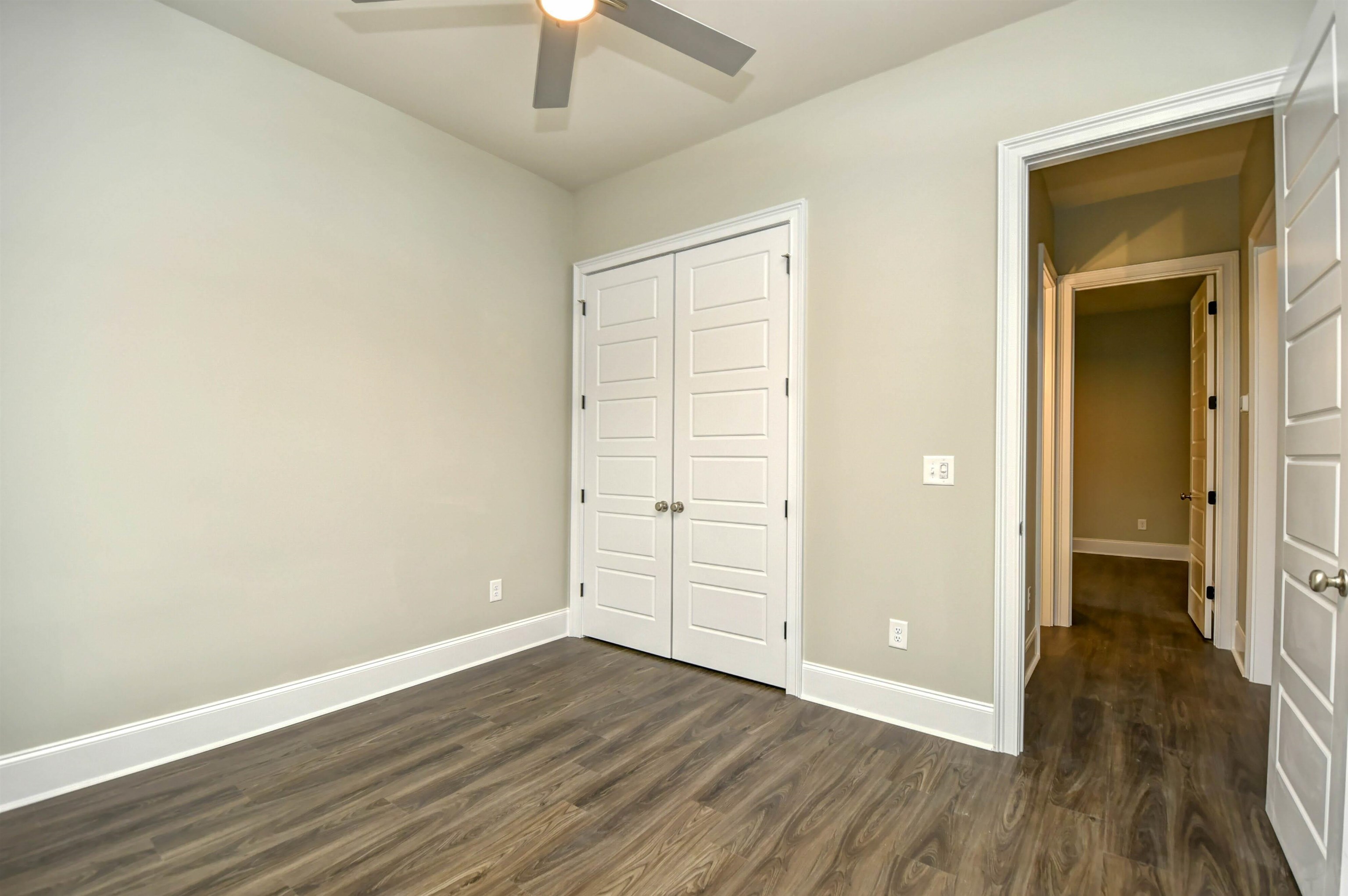 289 Waterfall Circle Property Photo 21