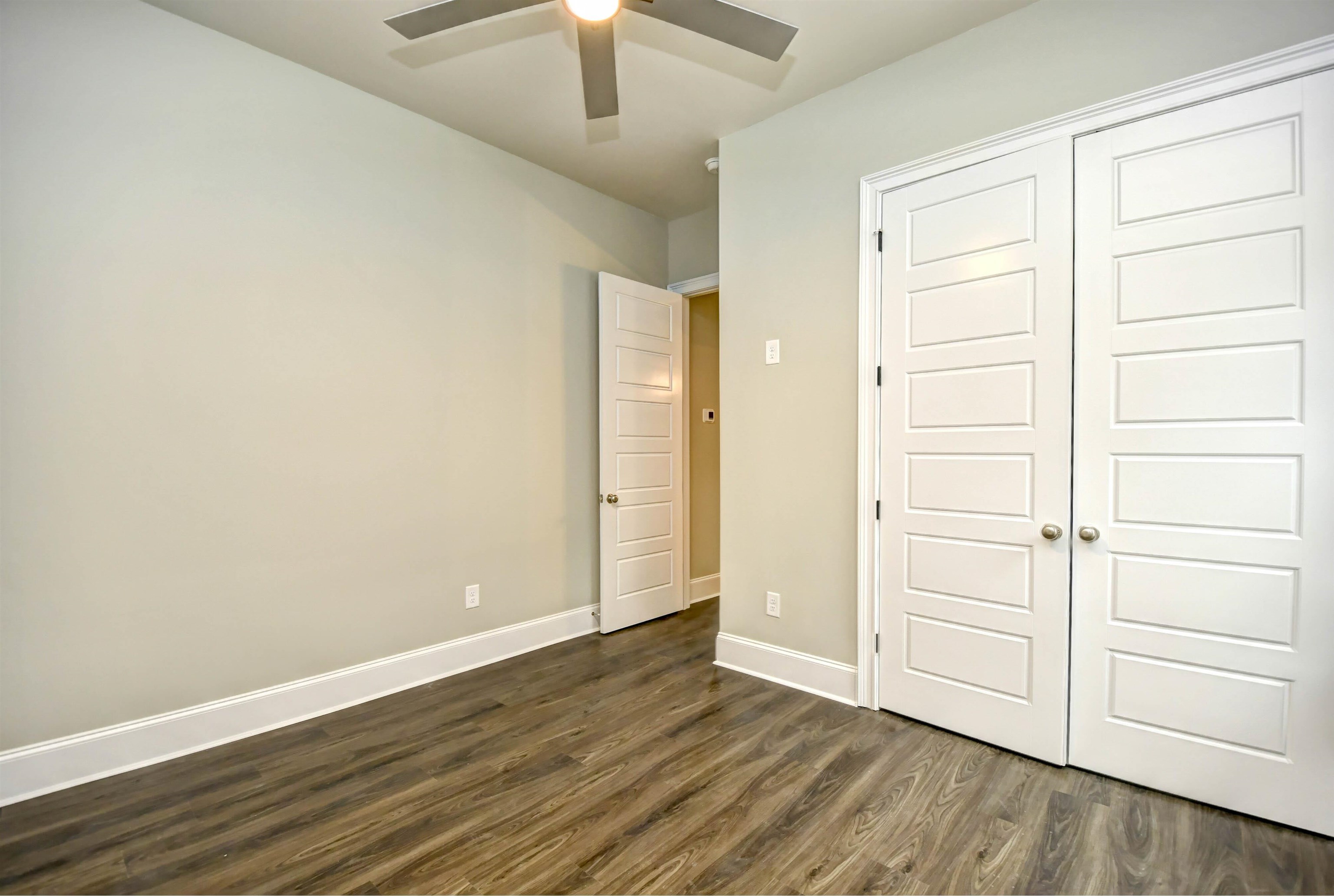 289 Waterfall Circle Property Photo 23