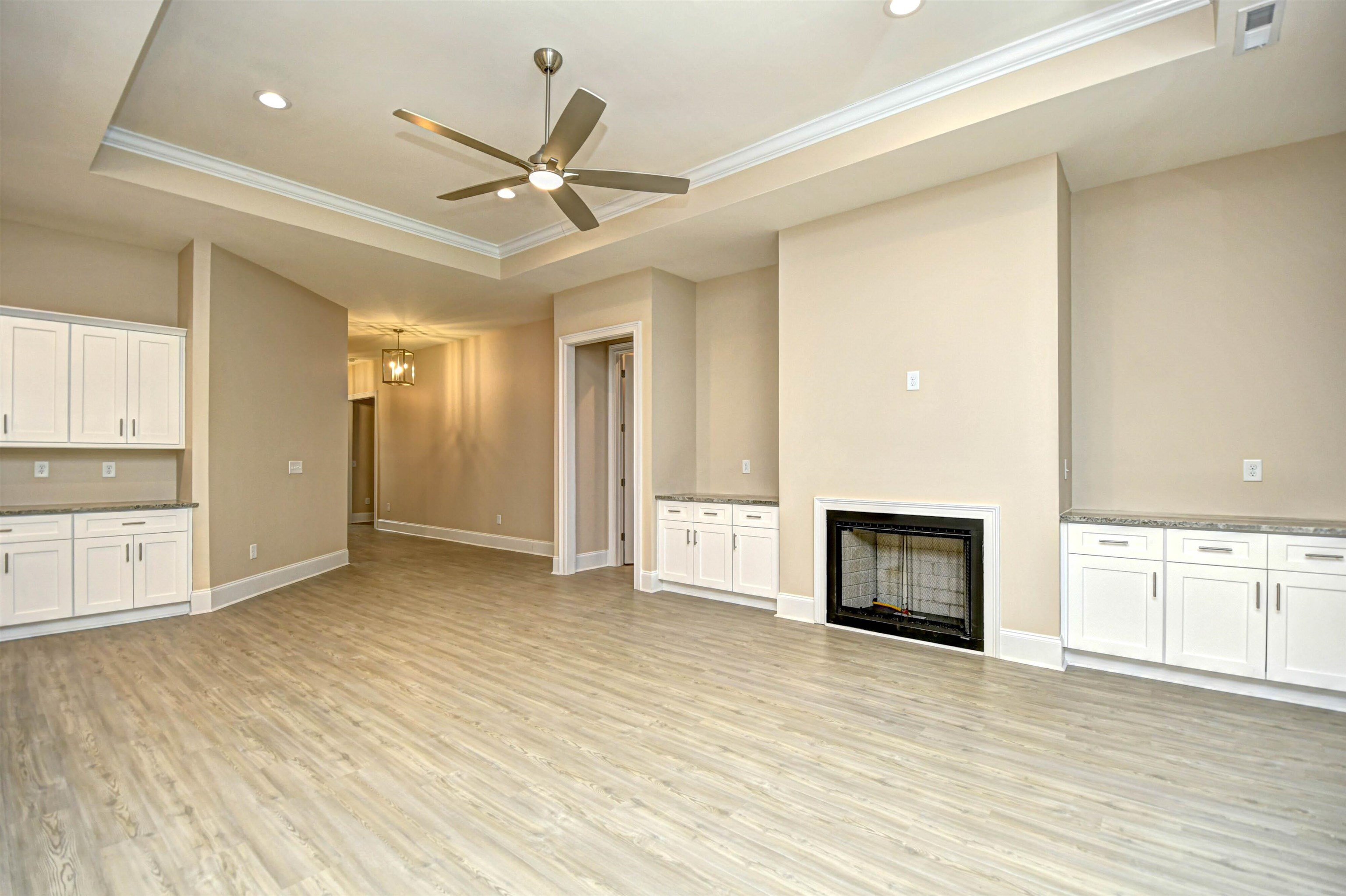 293 Waterfall Circle Property Photo 7