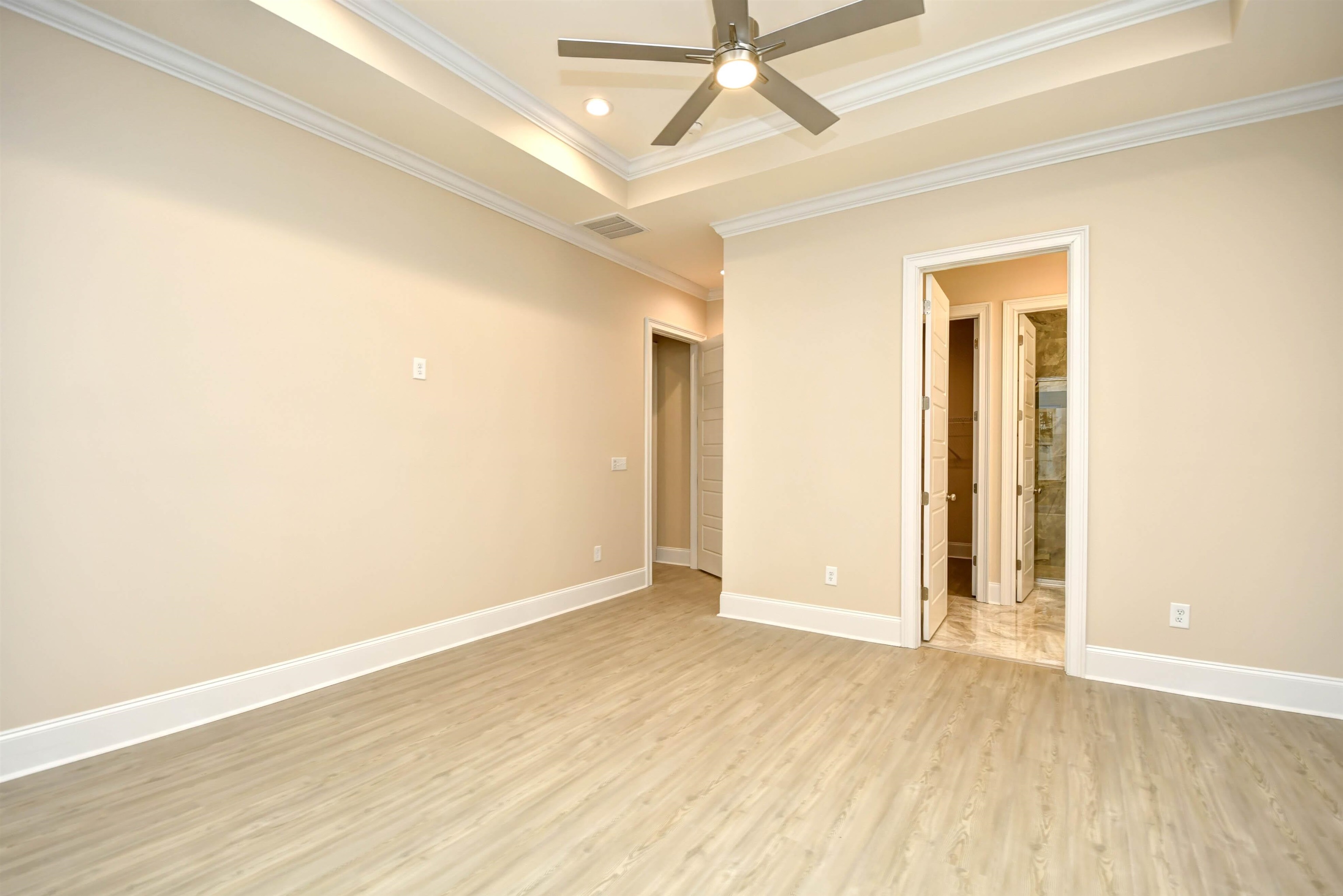 293 Waterfall Circle Property Photo 16