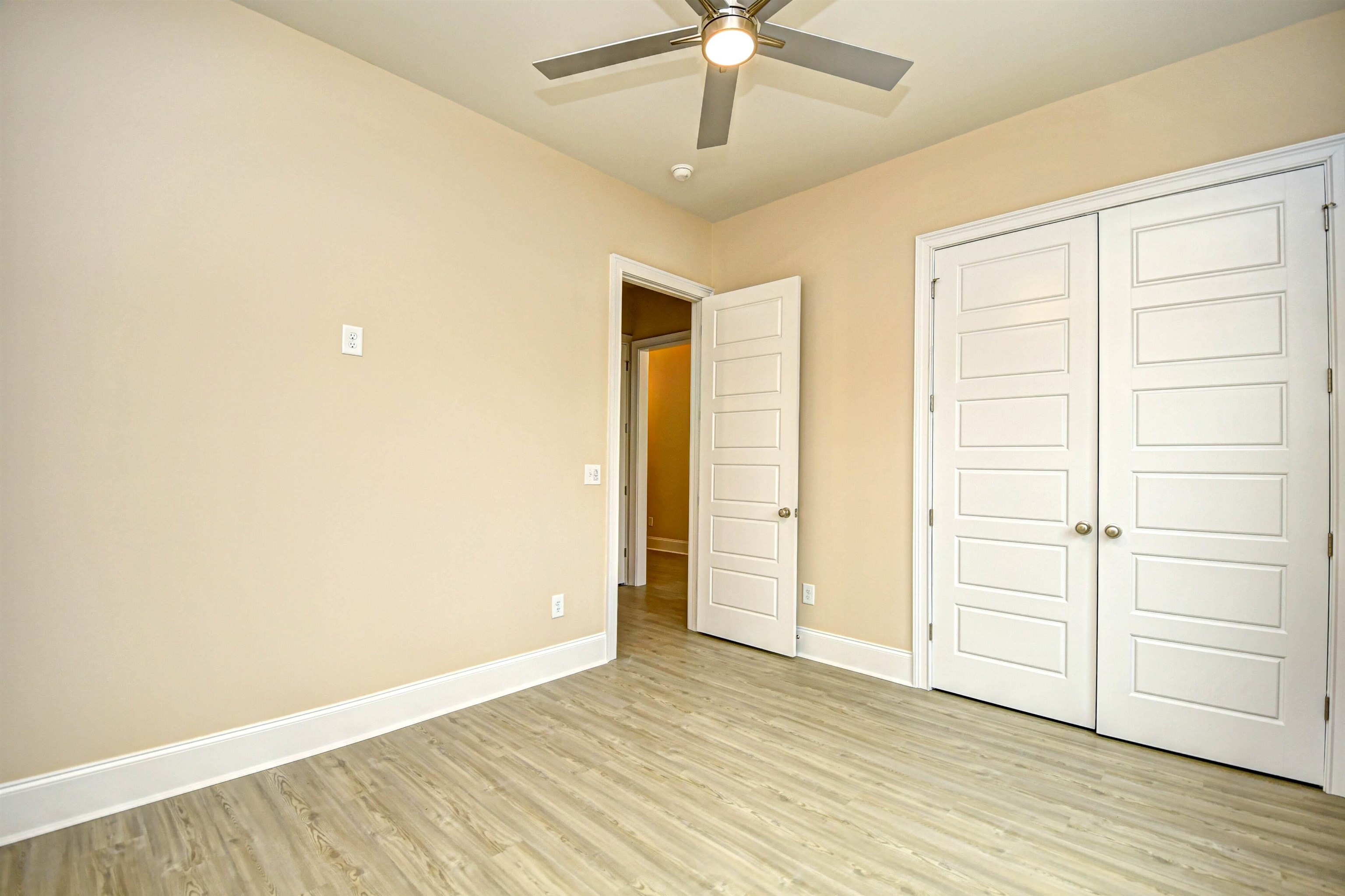 293 Waterfall Circle Property Photo 20
