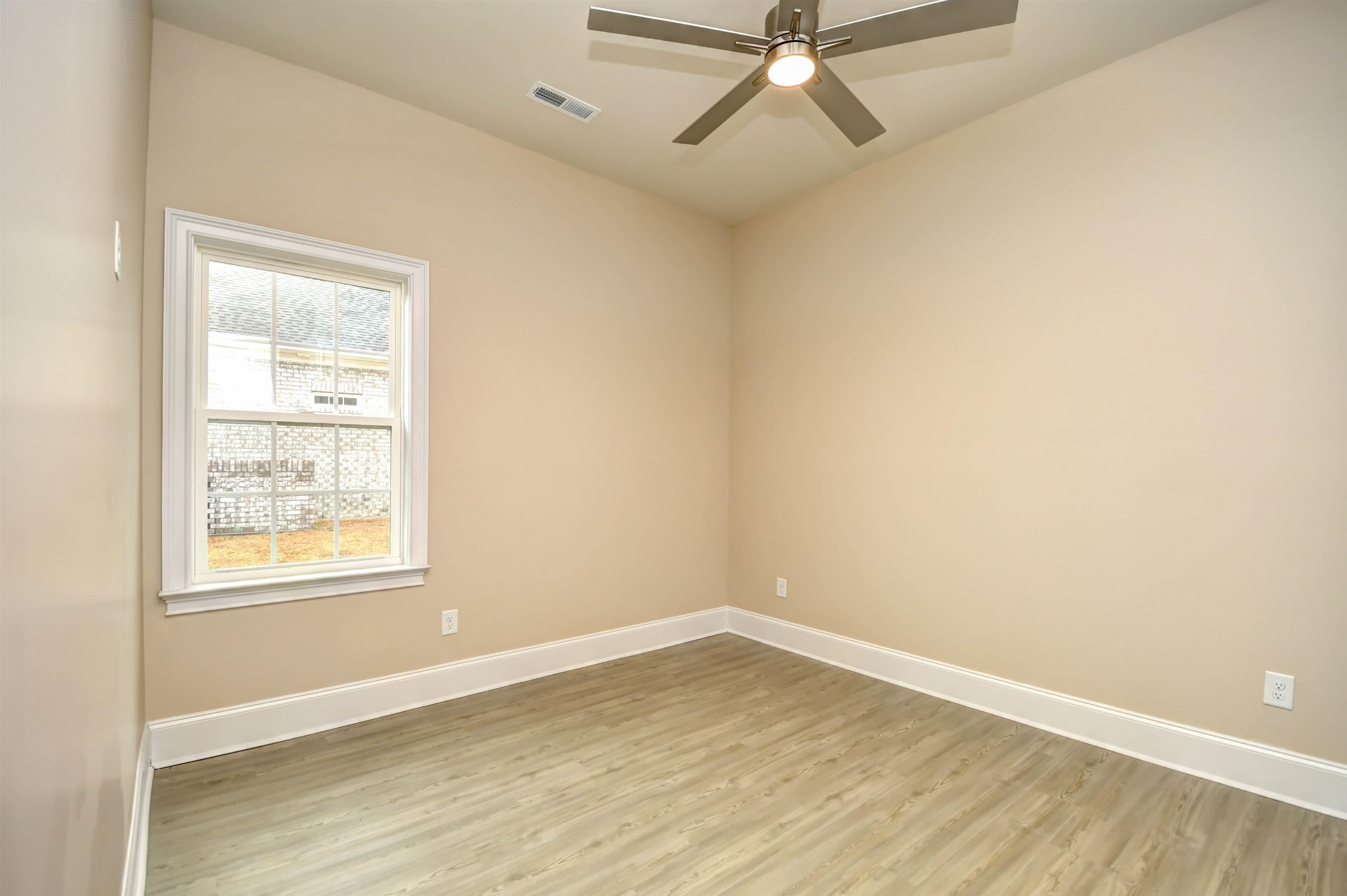 293 Waterfall Circle Property Photo 21