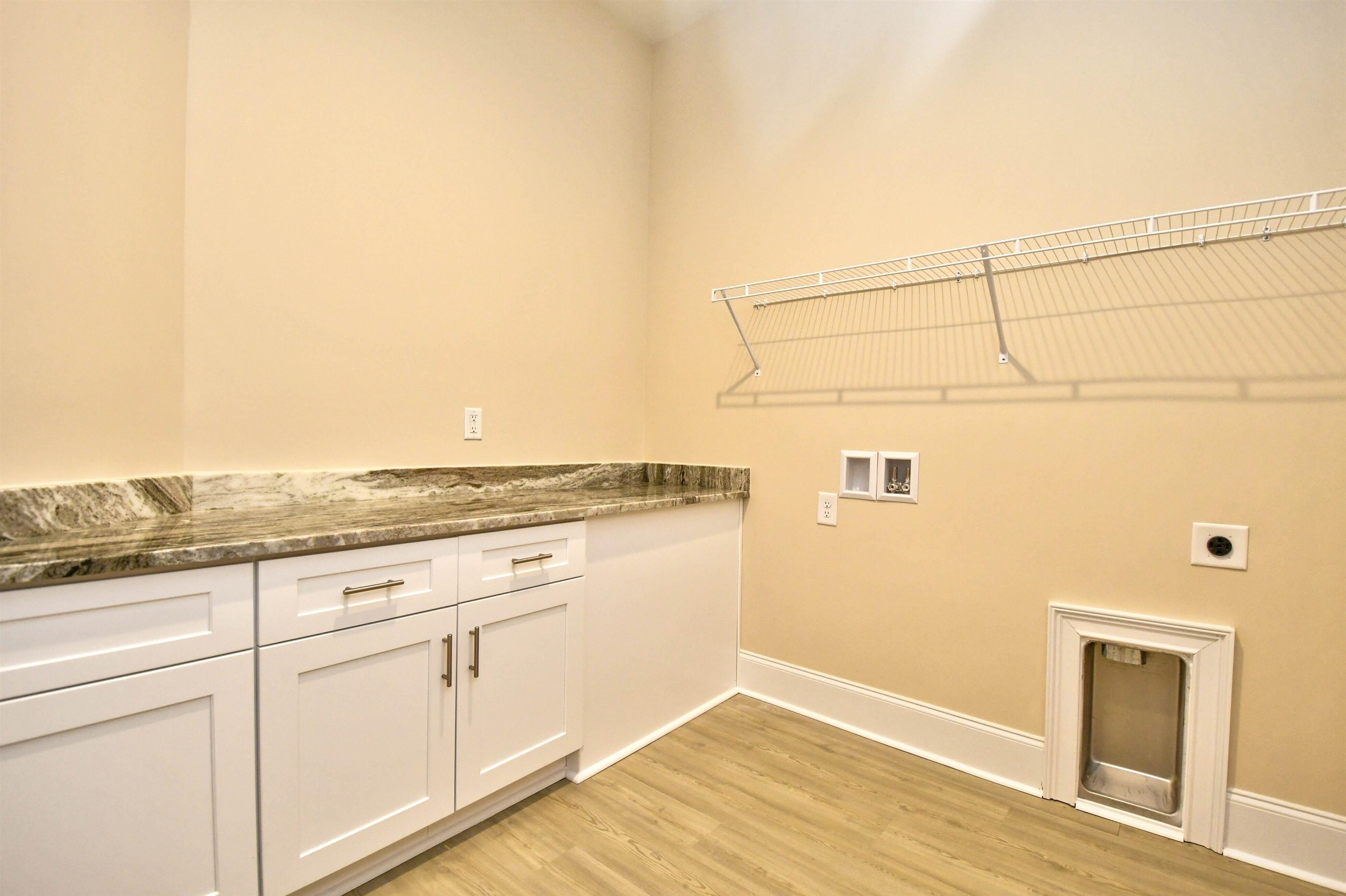 293 Waterfall Circle Property Photo 24