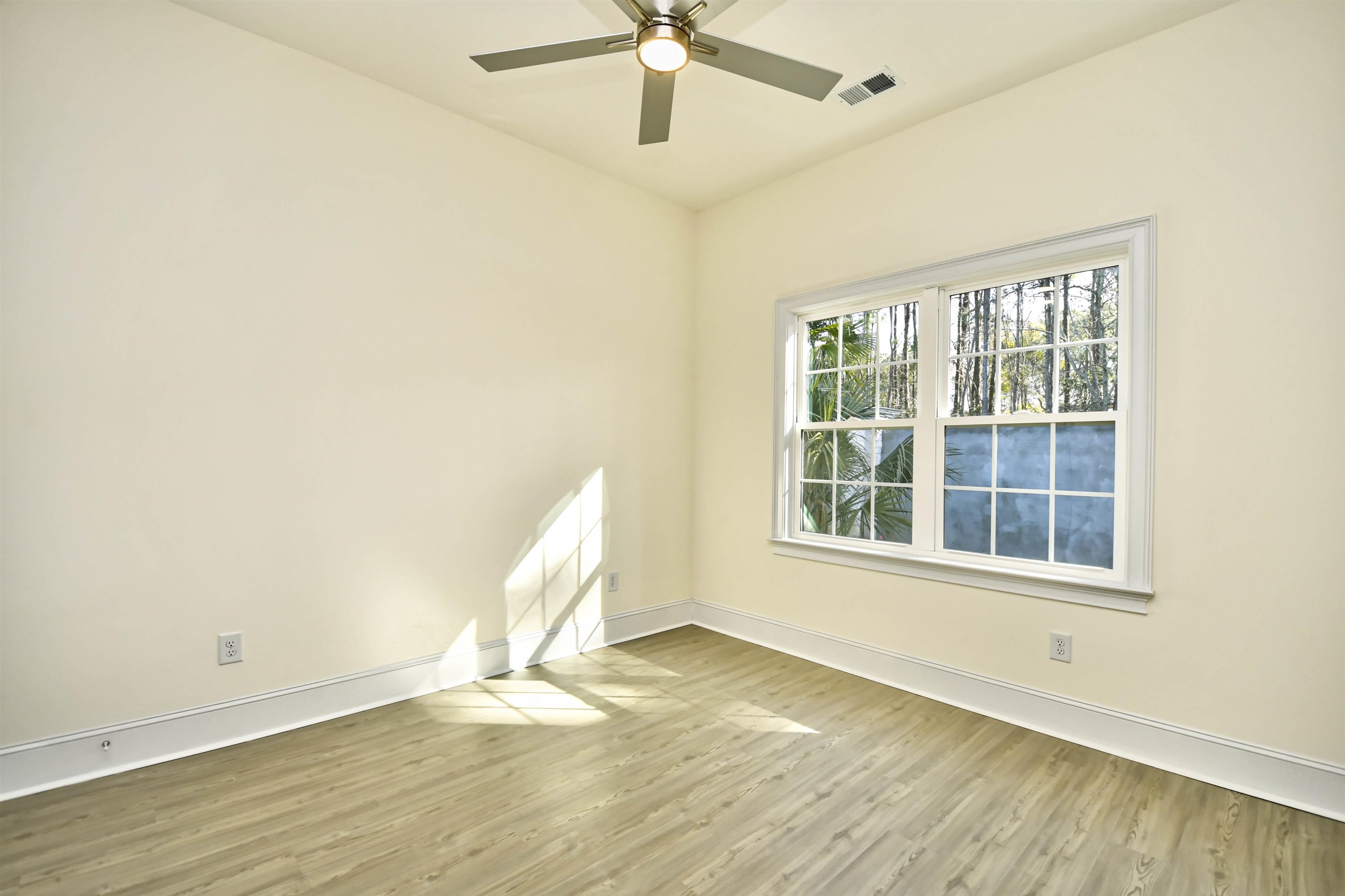 309 Waterfall Circle Property Photo 21