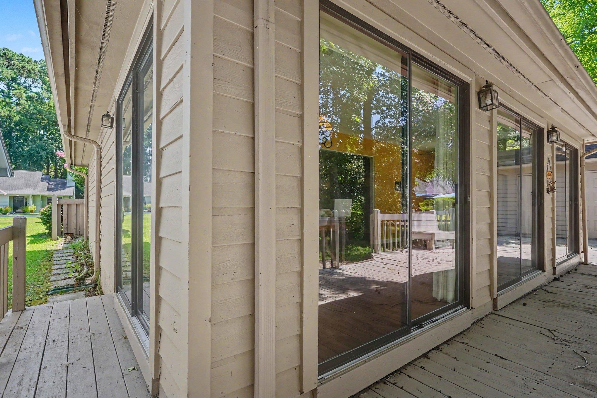 104 Hickory Dr. Property Photo 23