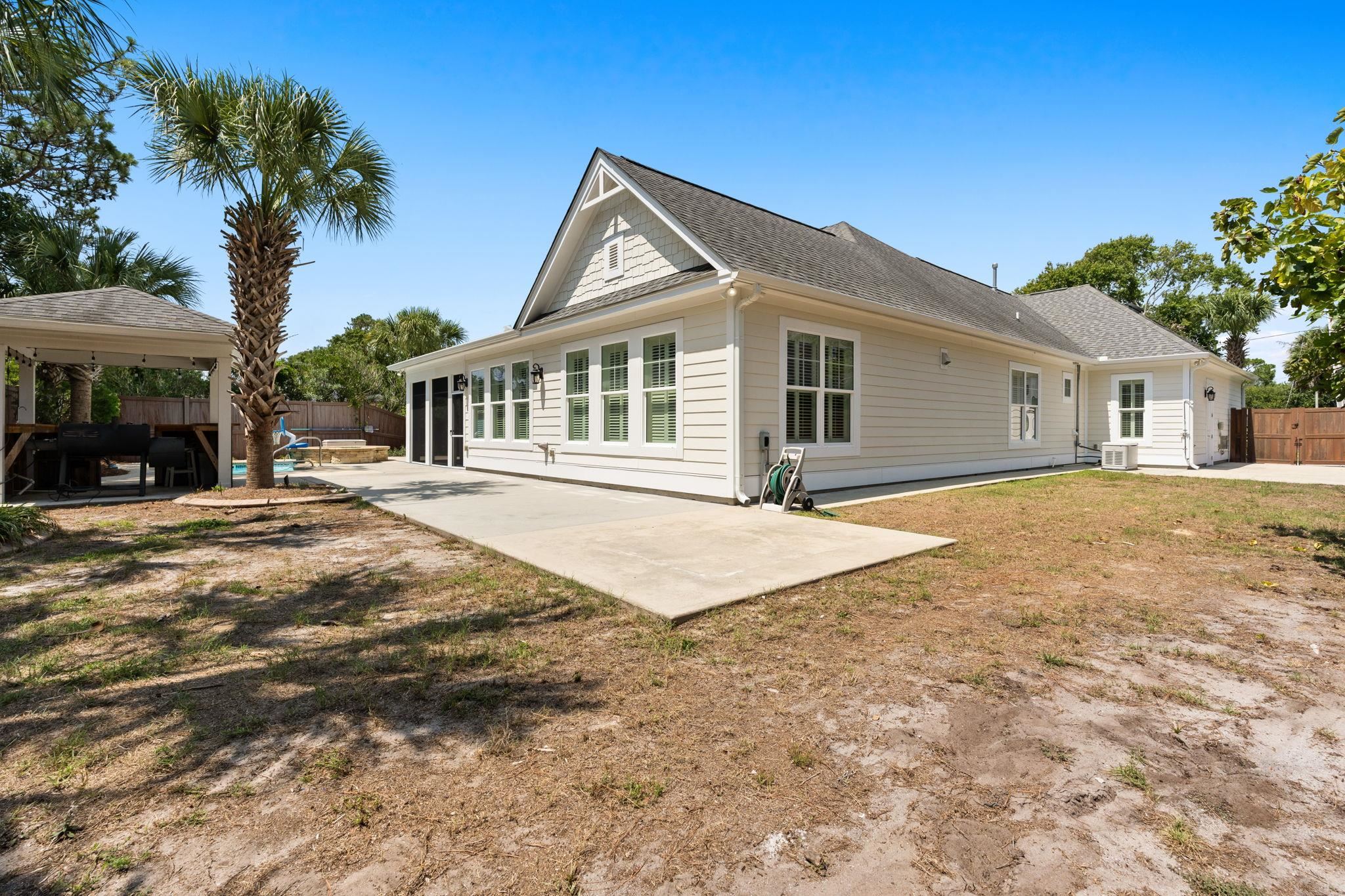 5915 Woodside Ave. Property Photo 47