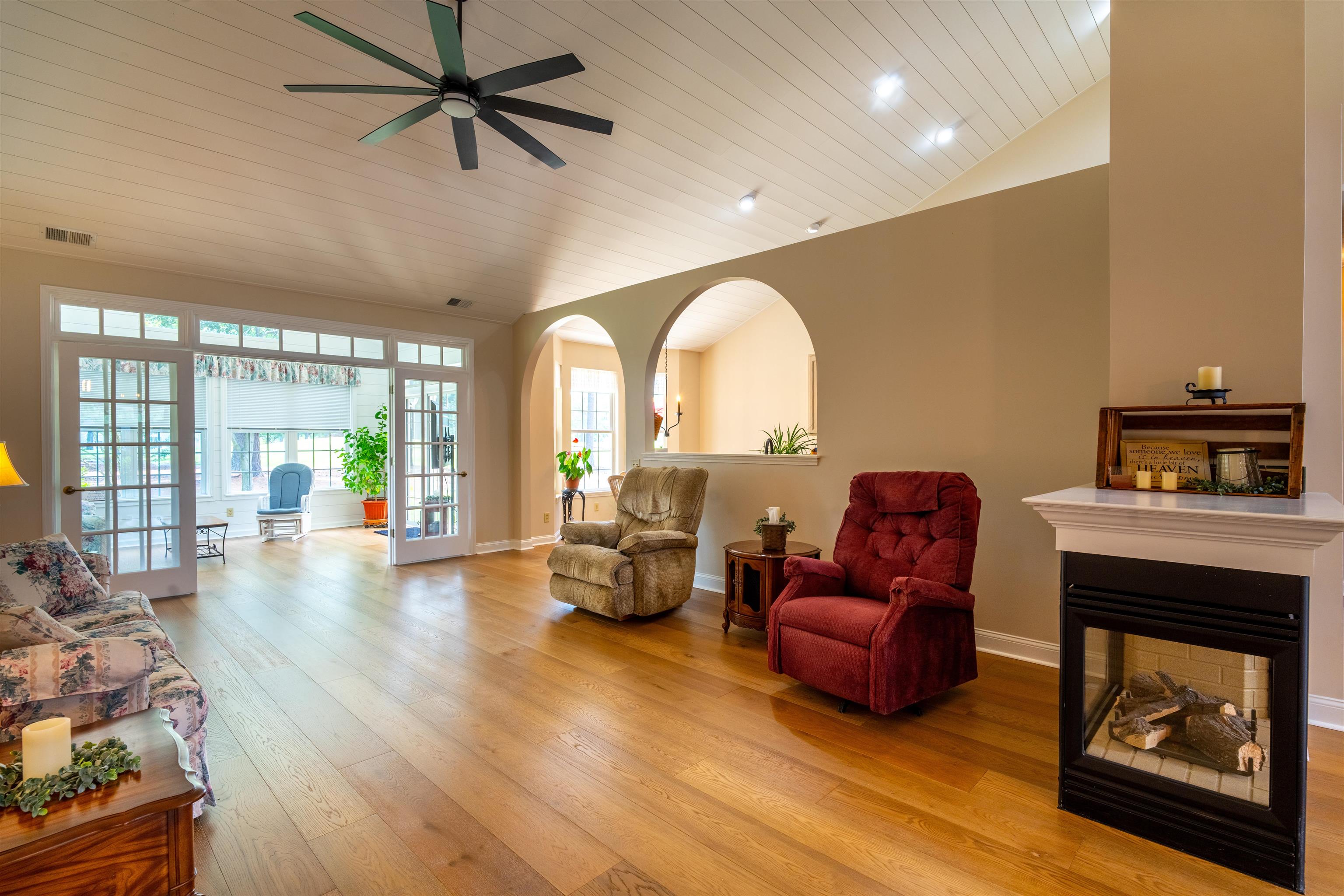 620 Trawler Bay Ct. Property Photo 5