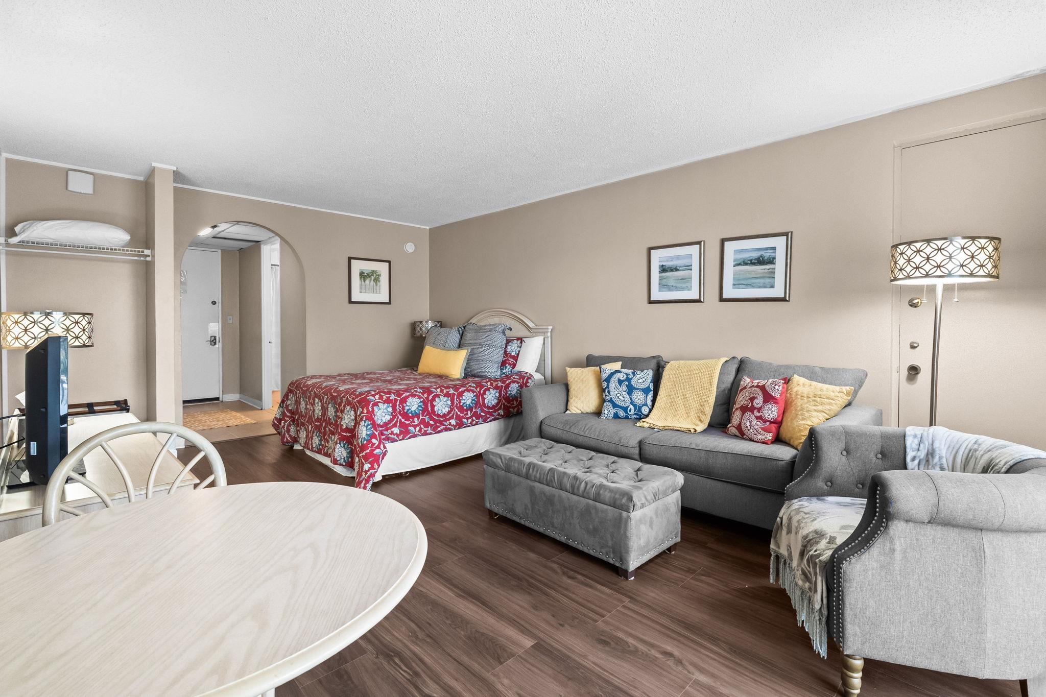 6803 N Ocean Blvd. Property Photo 12