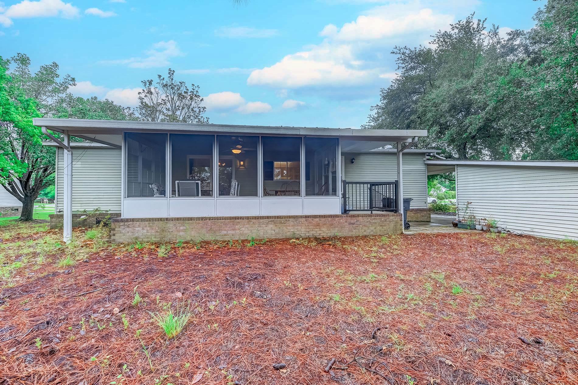 4361 Superior Circle Property Photo 3