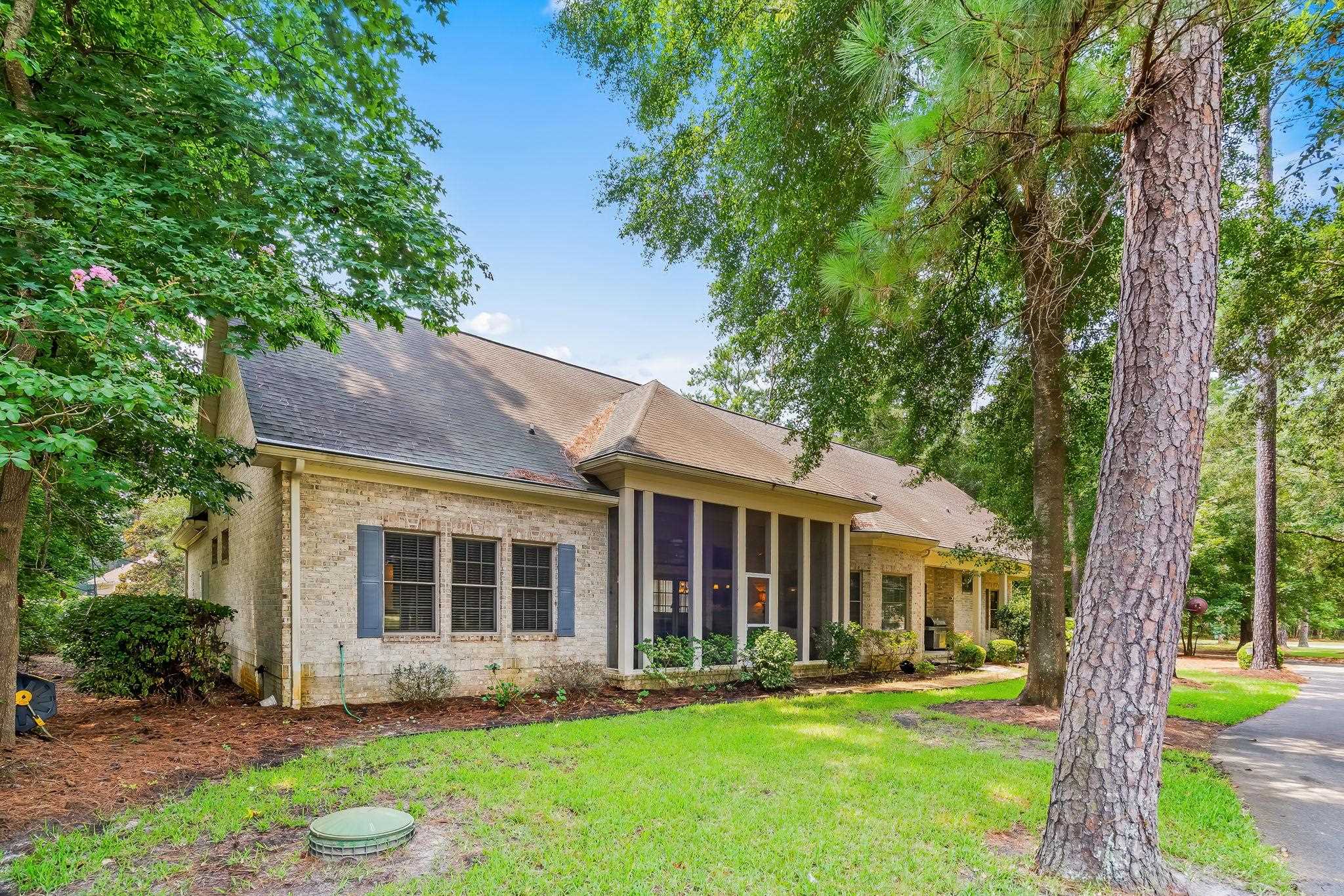 25 Fairway Ln. Property Photo 36