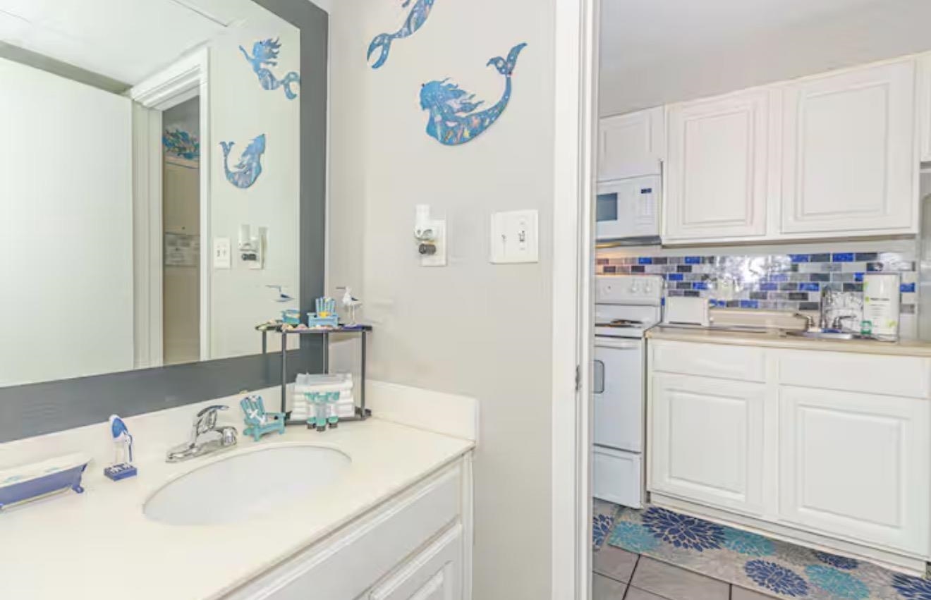 1207 N Ocean Blvd. Property Photo 11