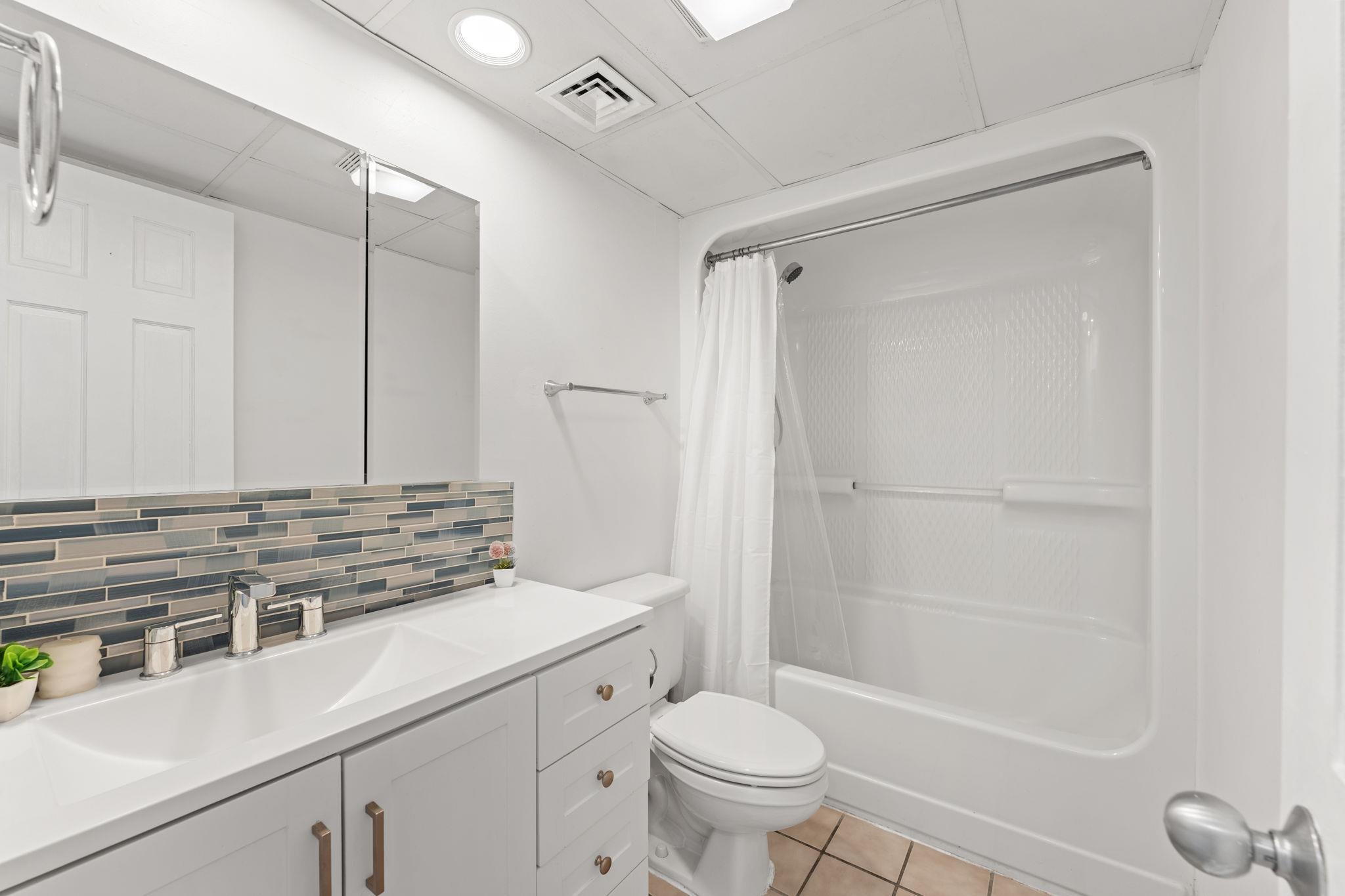 1708 N Ocean Blvd. Property Photo 15