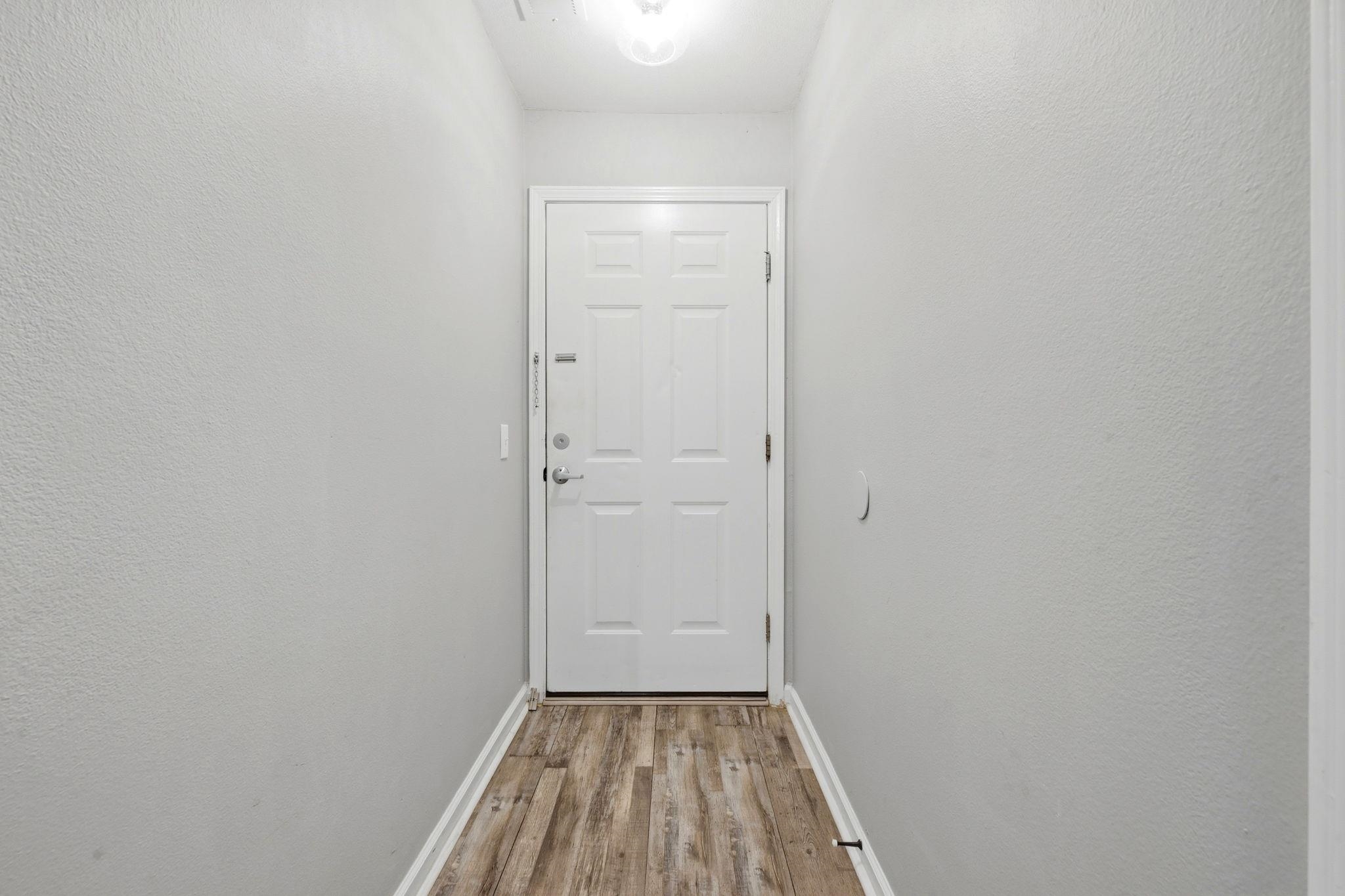 1266 River Oaks Dr. Property Photo 7