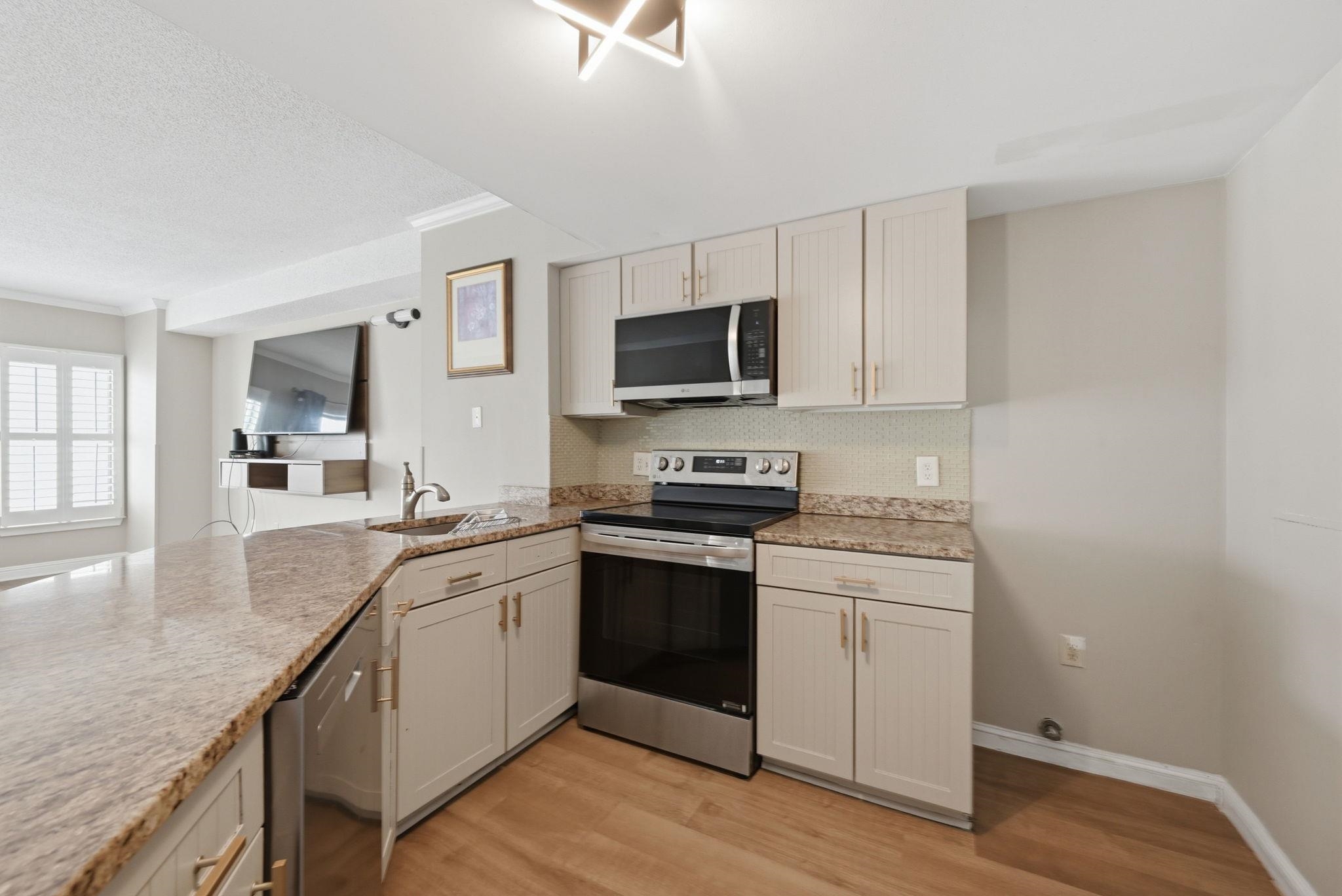 1605 S Ocean Blvd. Property Photo 6