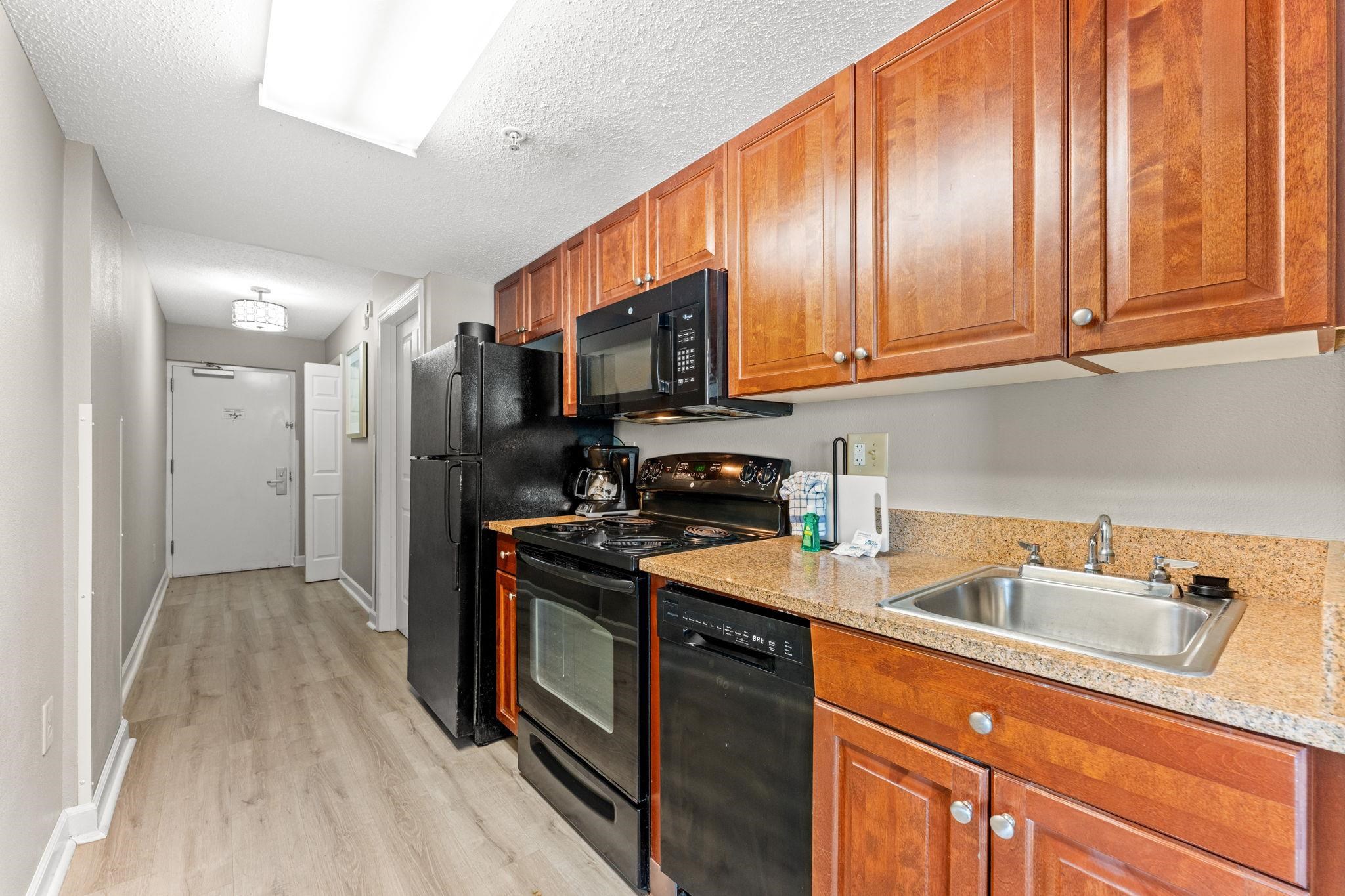 5200 N Ocean Blvd. Property Photo 9