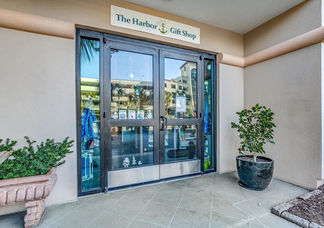 3000 N Ocean Blvd. Property Photo 23