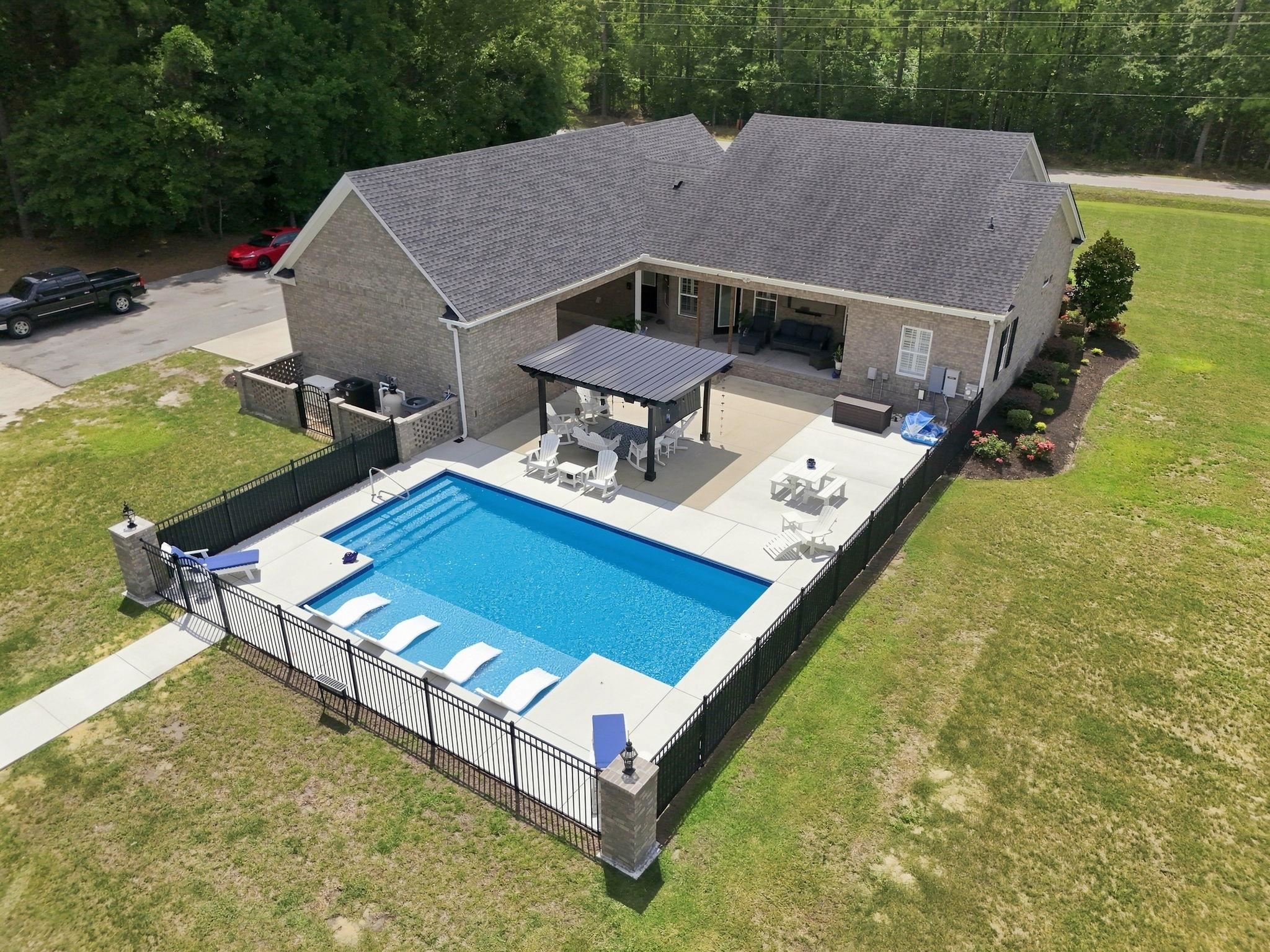 2483 Valley Forge Rd. Property Photo 6