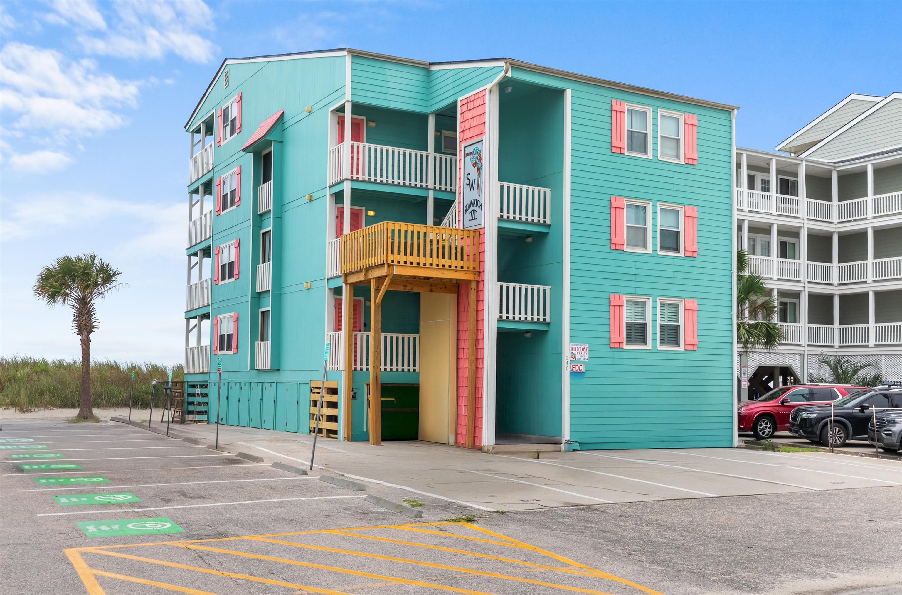 340 N Waccamaw Dr.