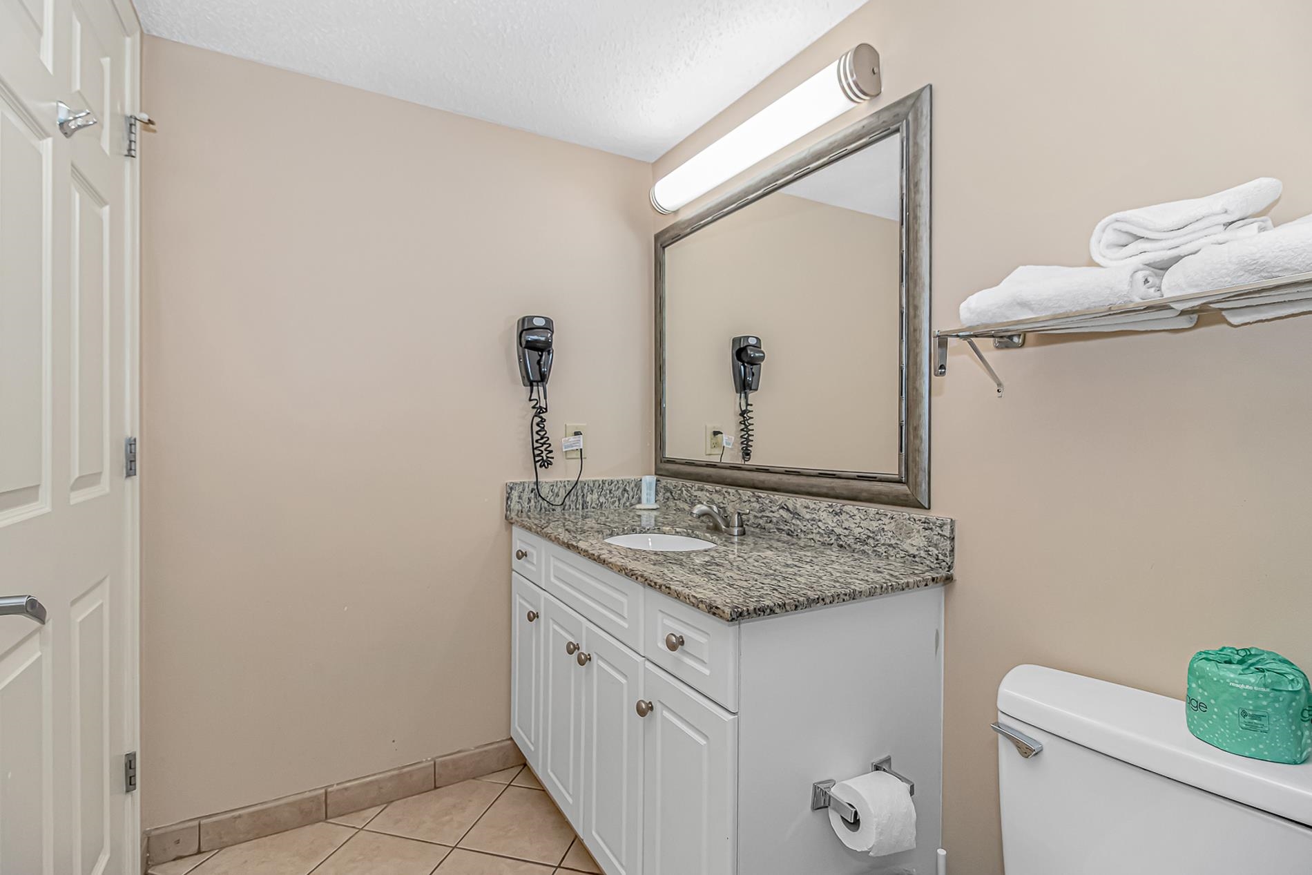 3000 N Ocean Blvd. Property Photo 27