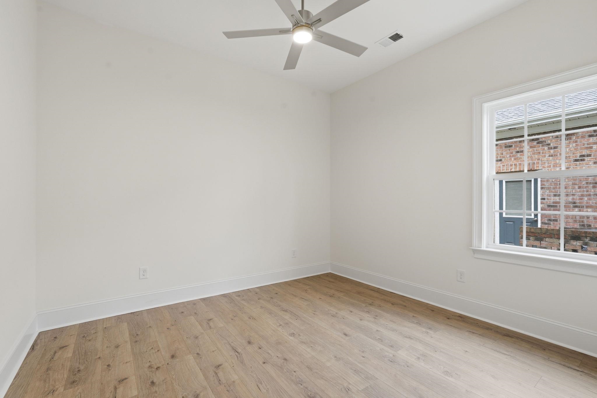 269 Waterfall Circle Property Photo 8