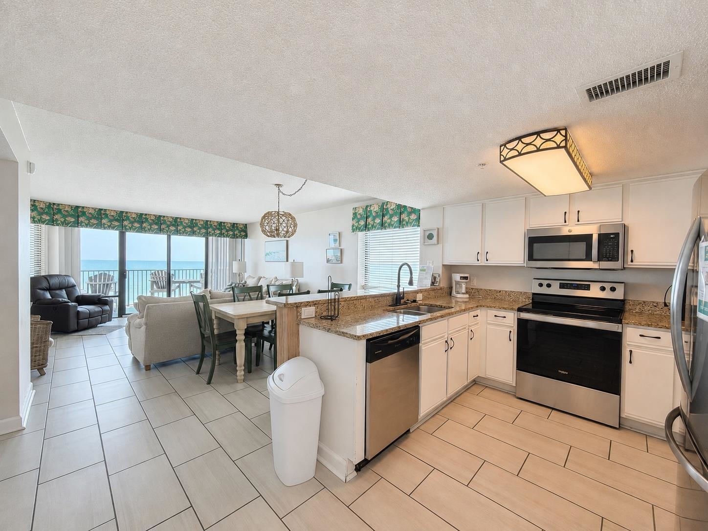 501 S Ocean Blvd. Property Photo 2