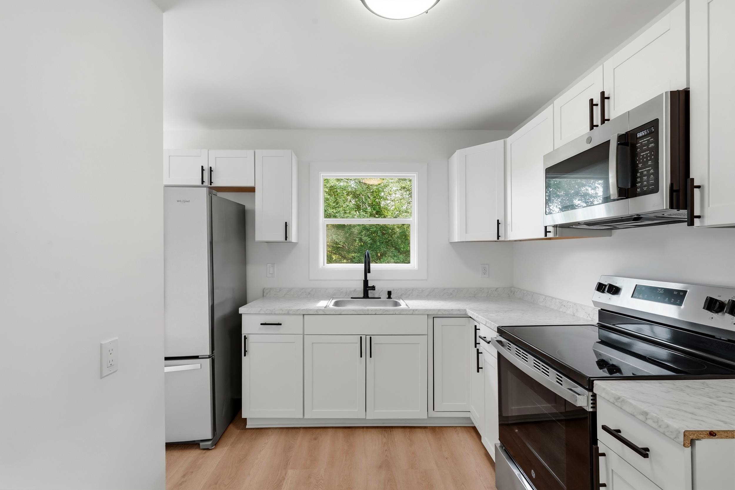106 Fladger St. Property Photo 6