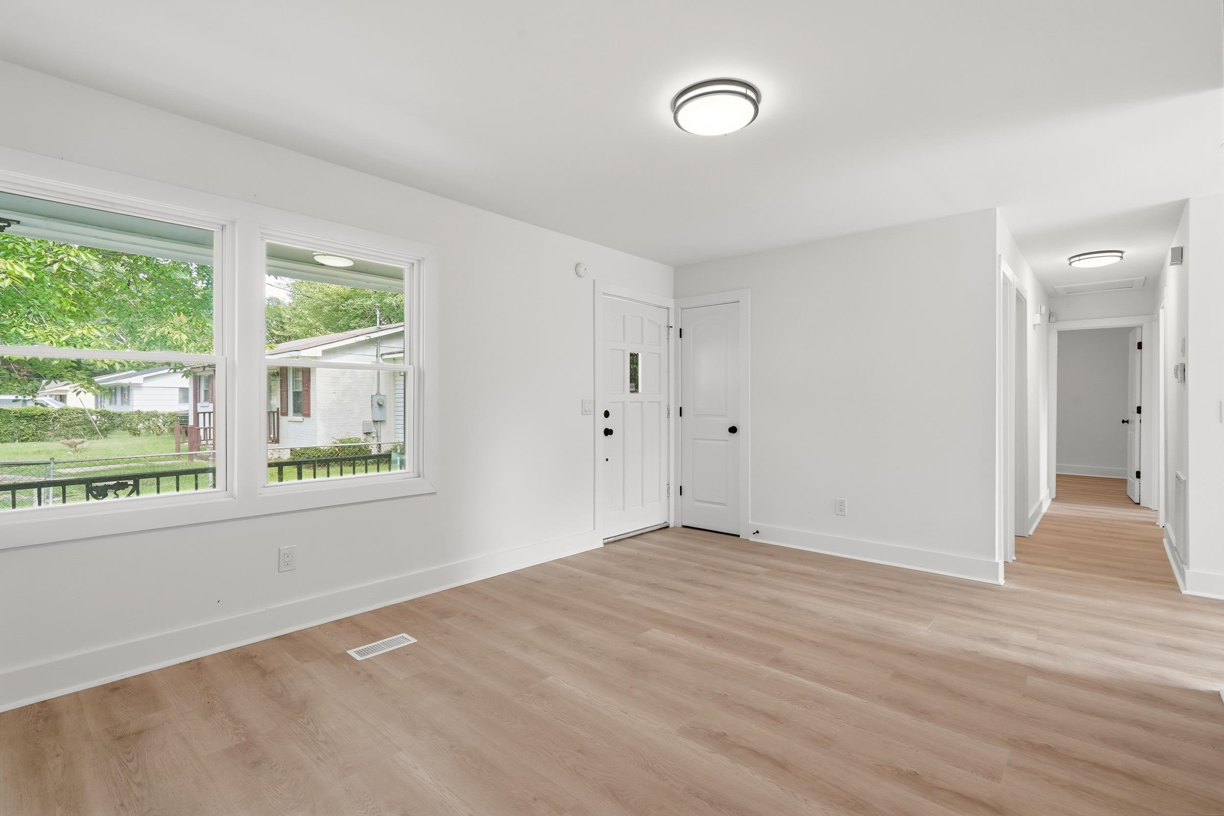 106 Fladger St. Property Photo 13