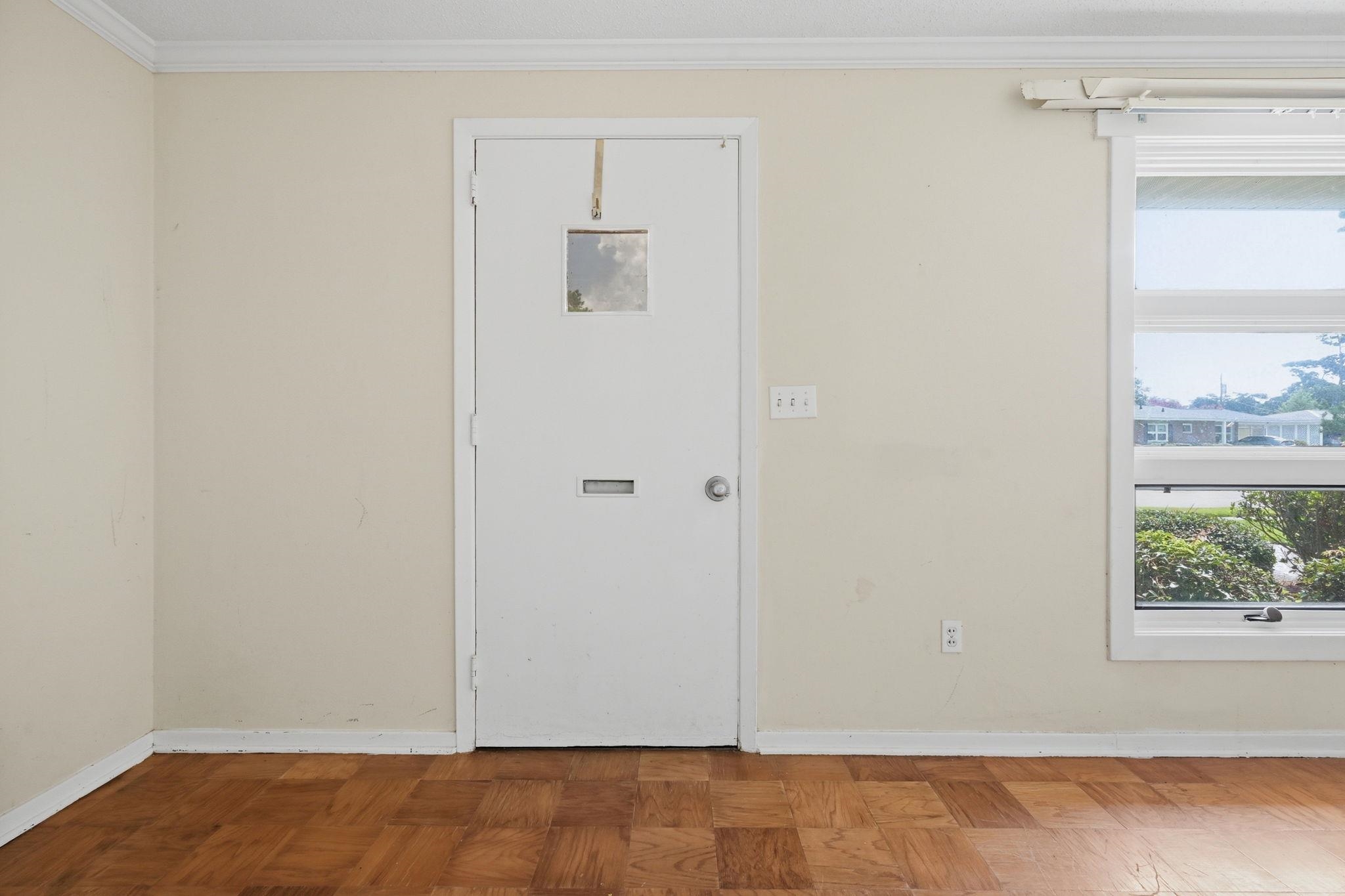 3841 Spruce Dr. Property Photo 5