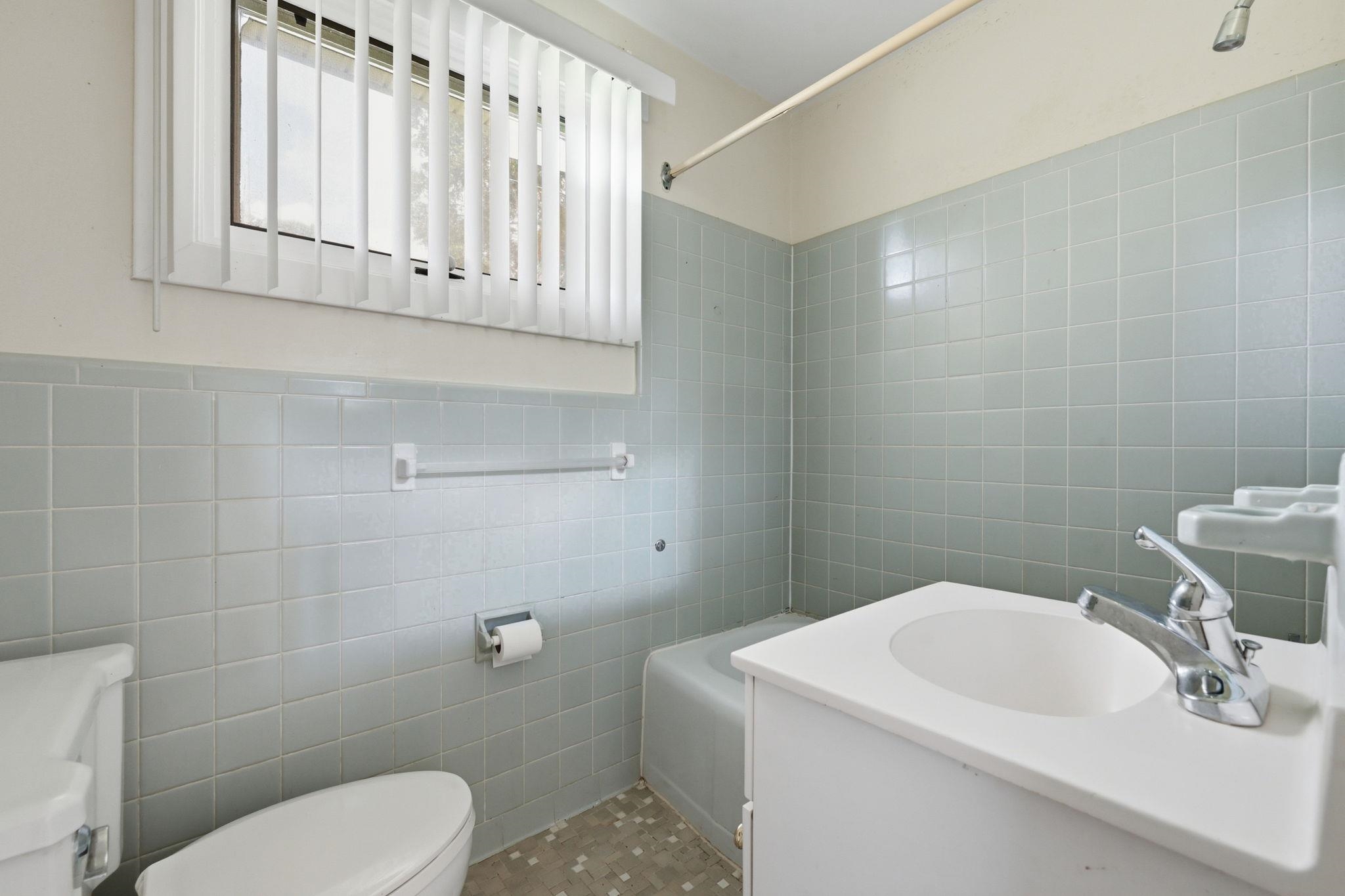 3841 Spruce Dr. Property Photo 16