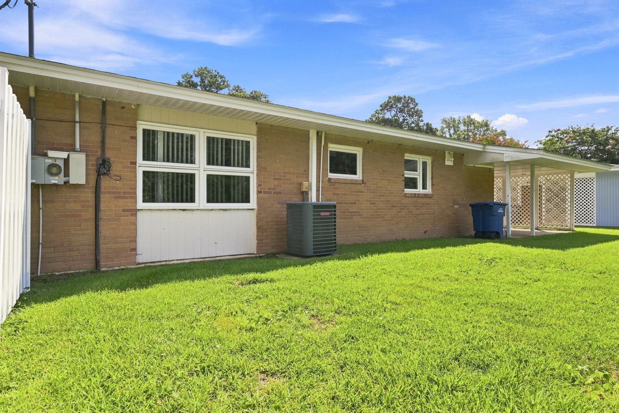 3841 Spruce Dr. Property Photo 28