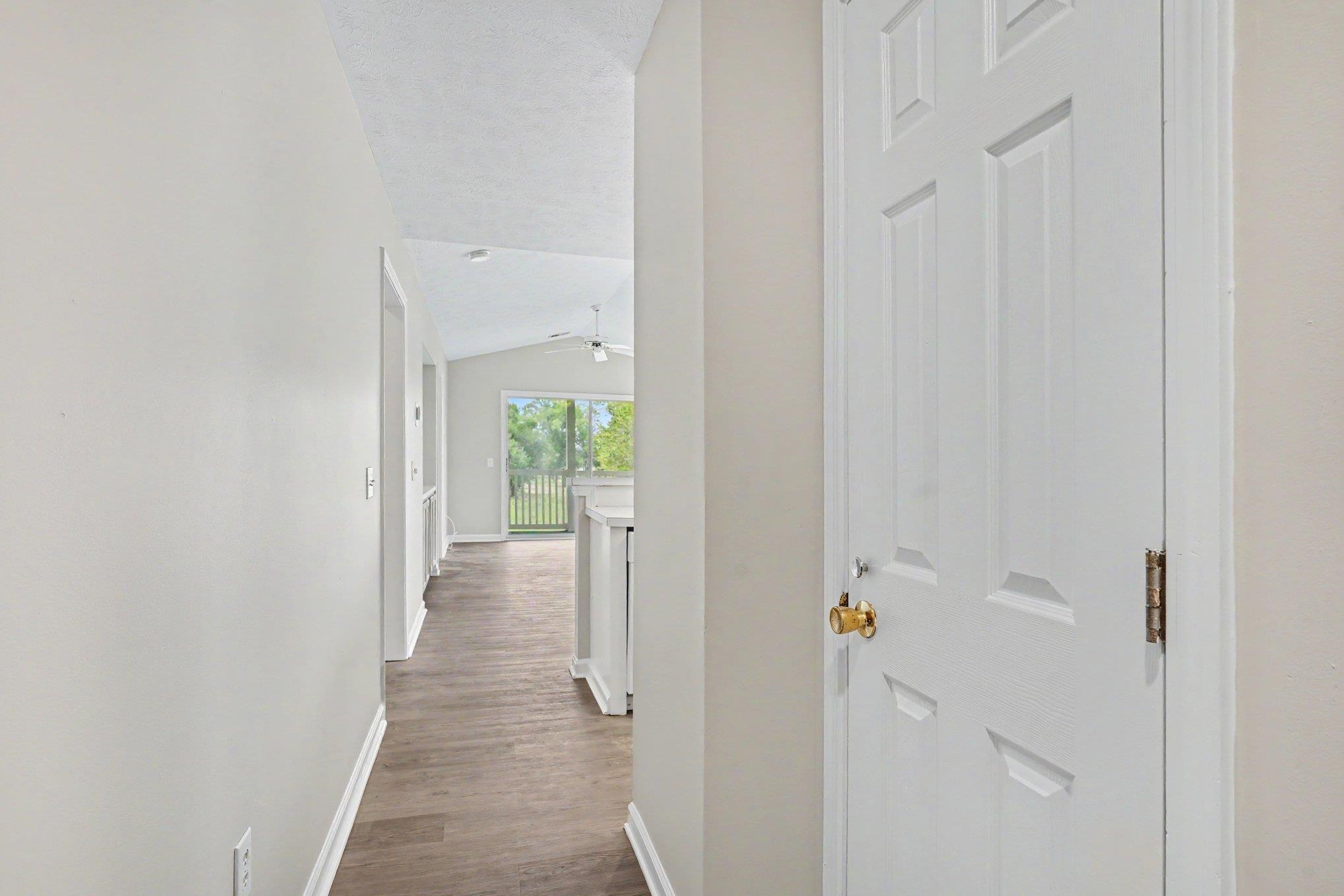 537 White River Dr. Property Photo 5