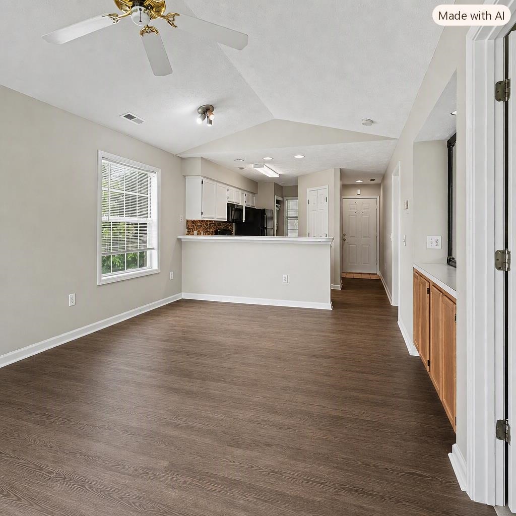 537 White River Dr. Property Photo 11