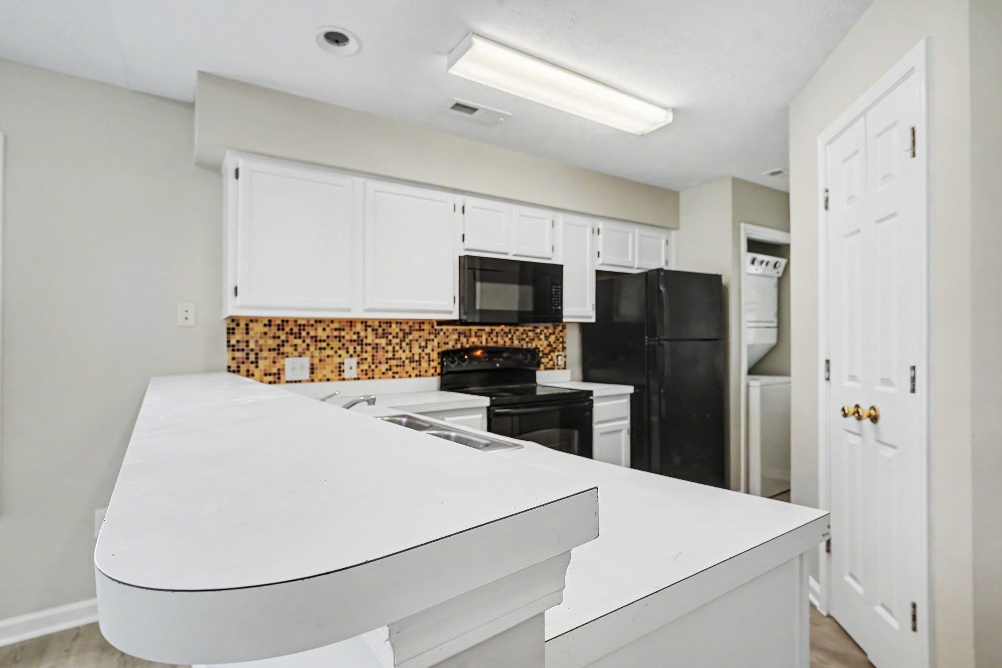 537 White River Dr. Property Photo 12