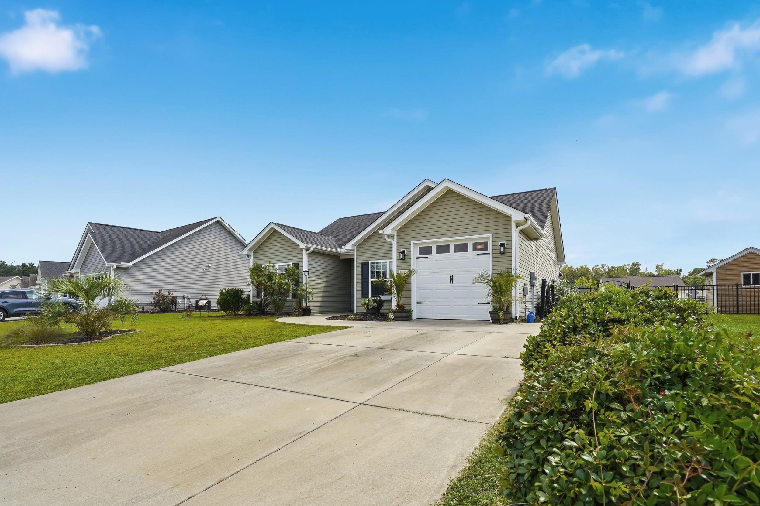 154 Springtide Dr. Property Photo 41