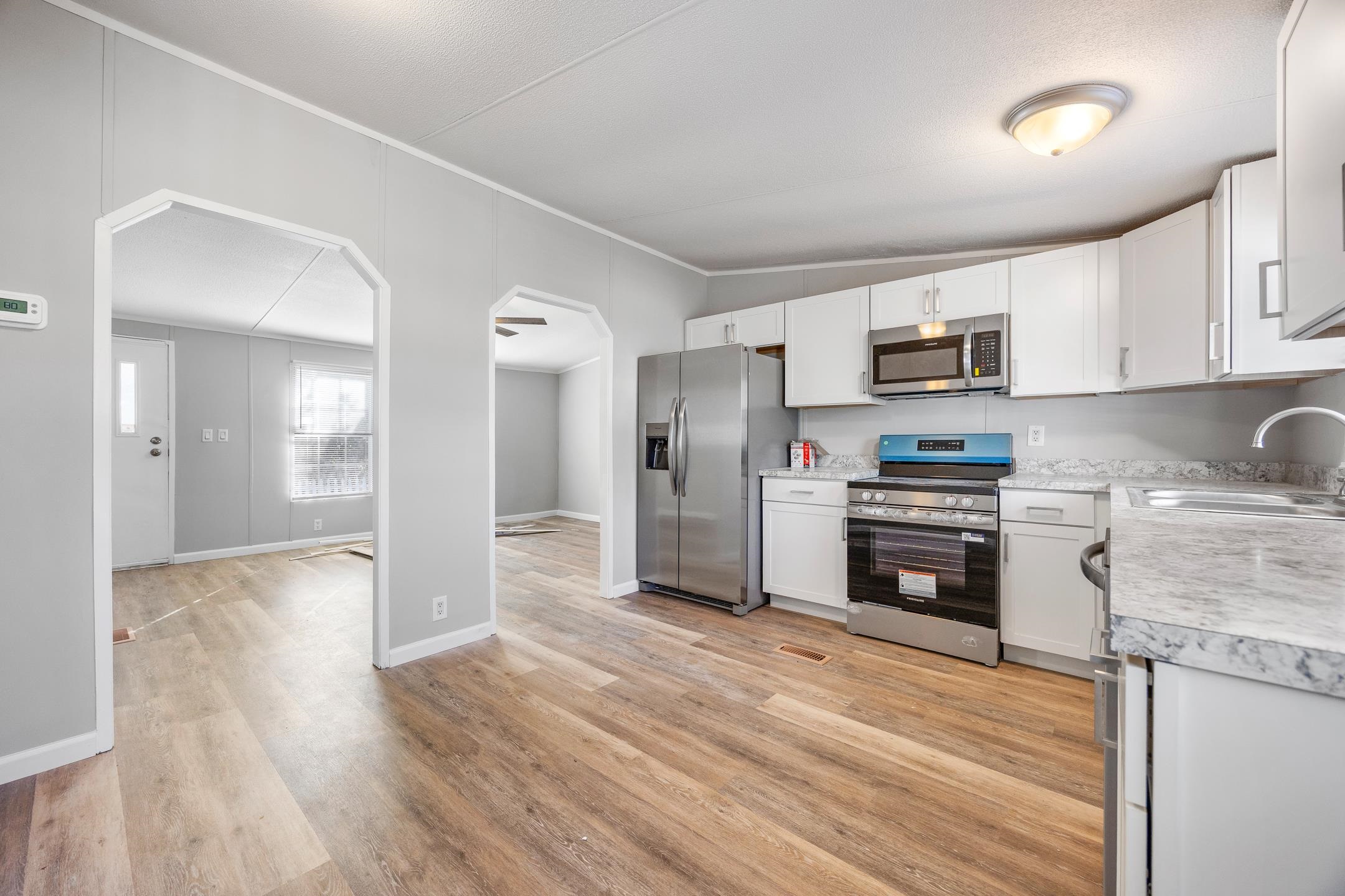 4483 Grizzly Rd. Property Photo 5