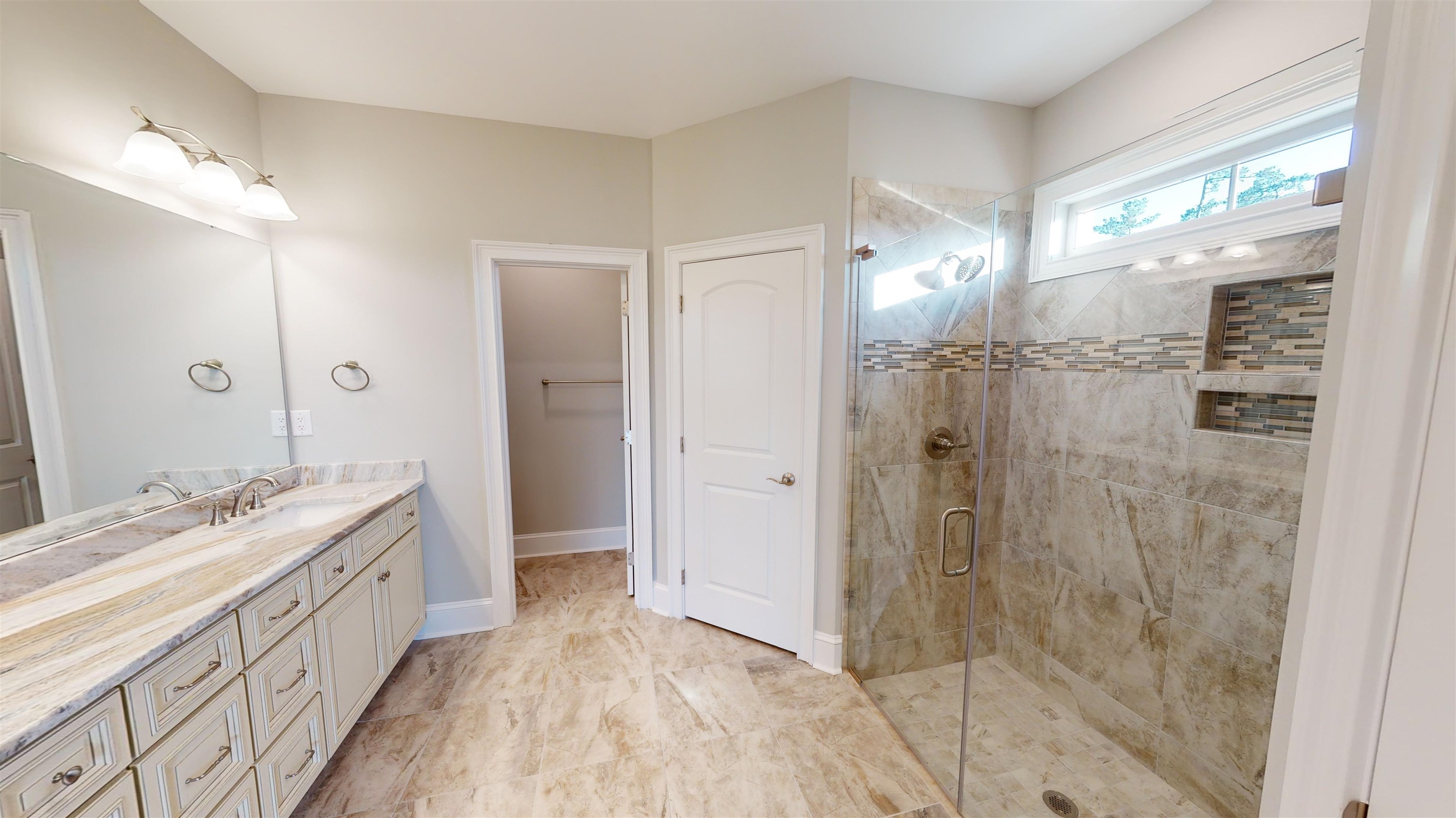 434 Pompano Court Property Photo 8