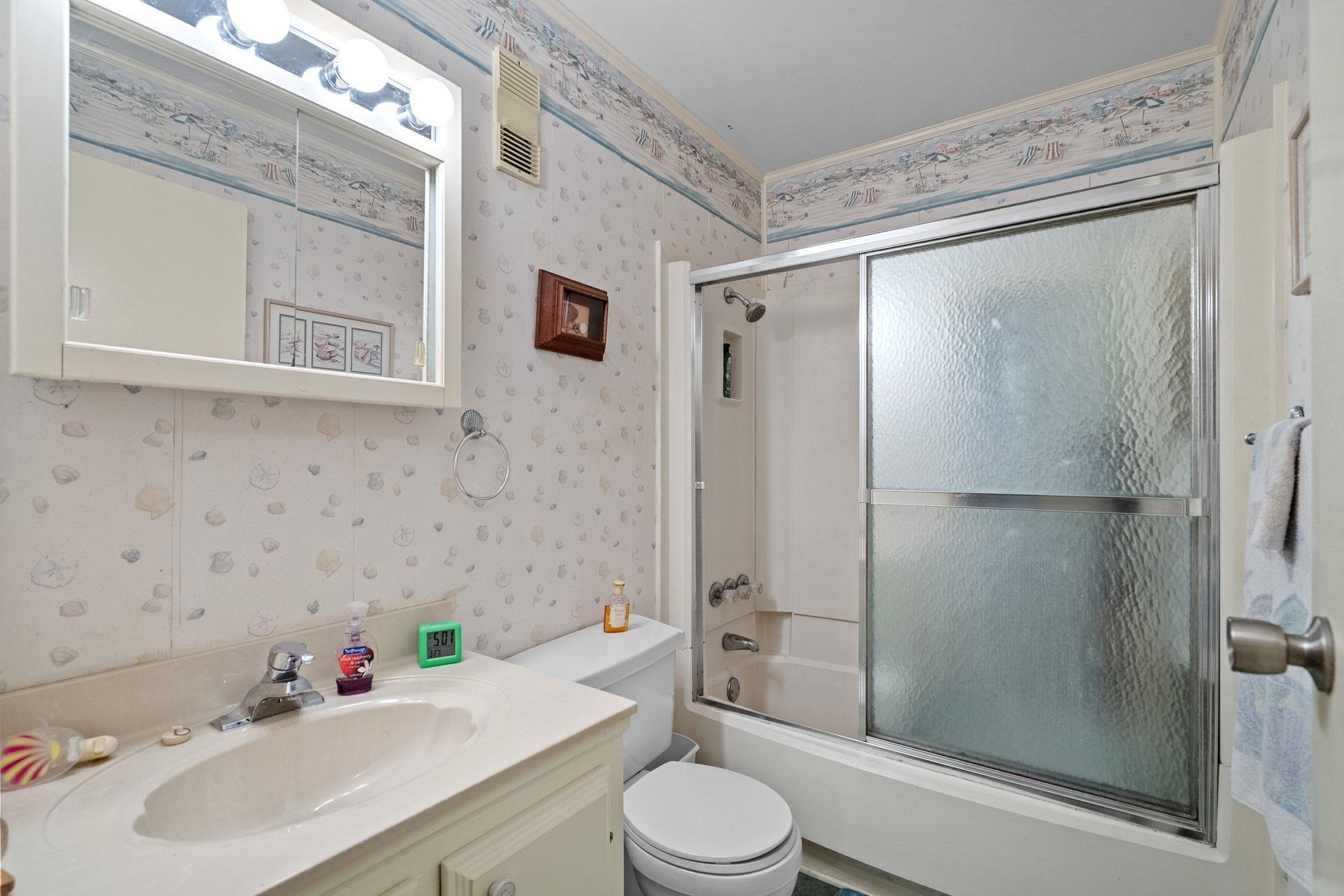 9501 Shore Dr. Property Photo 23
