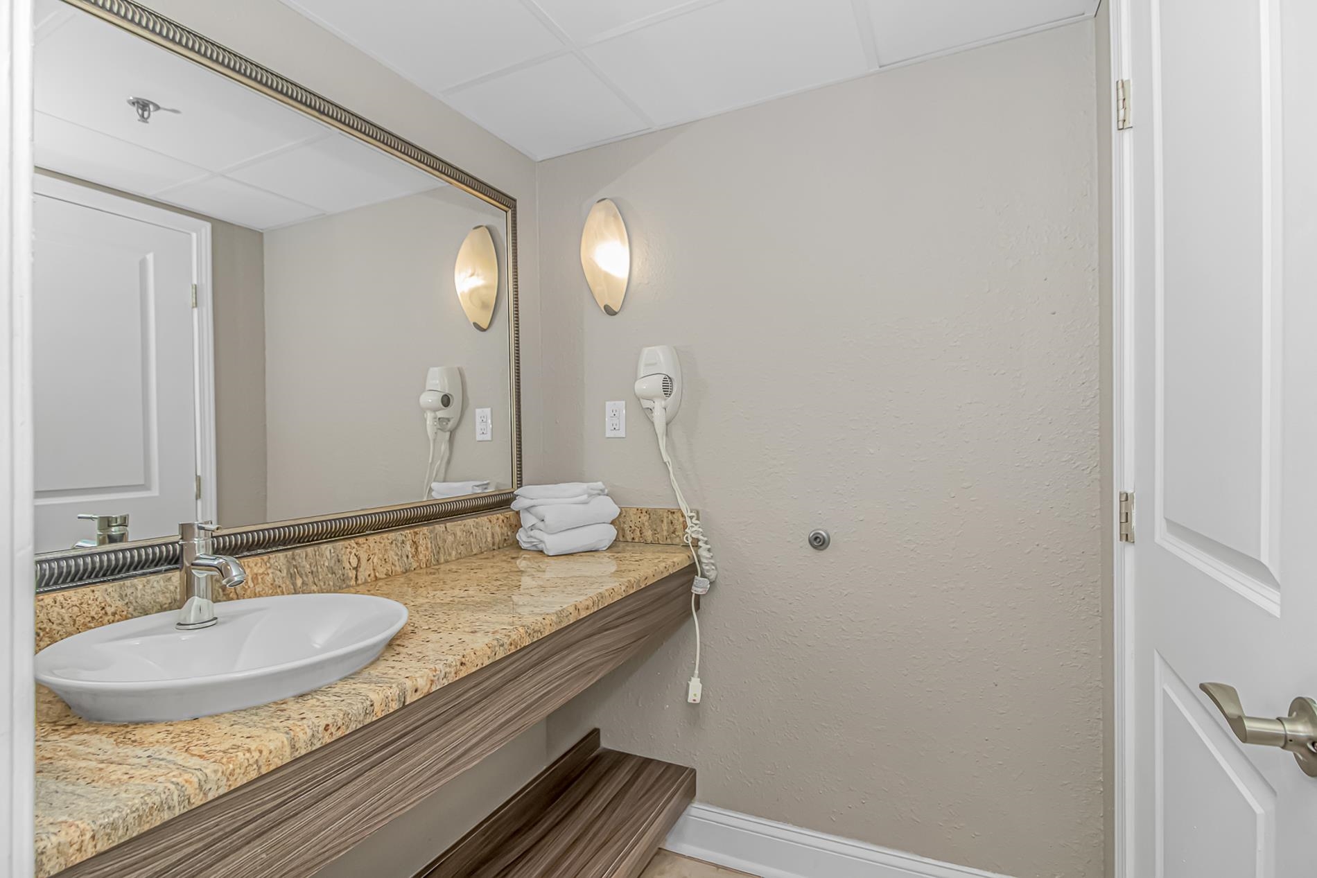 6900 N Ocean Blvd. Property Photo 10