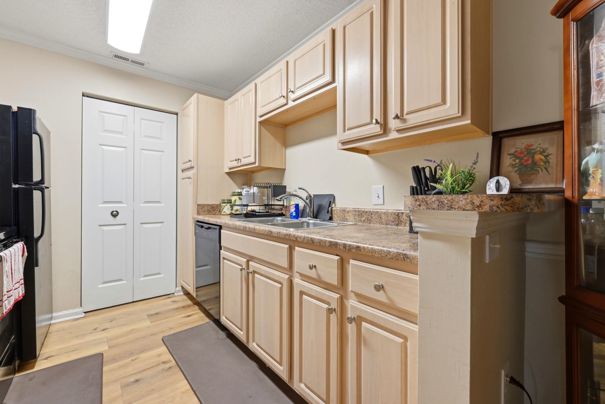 3756 Citation Way Property Photo 7