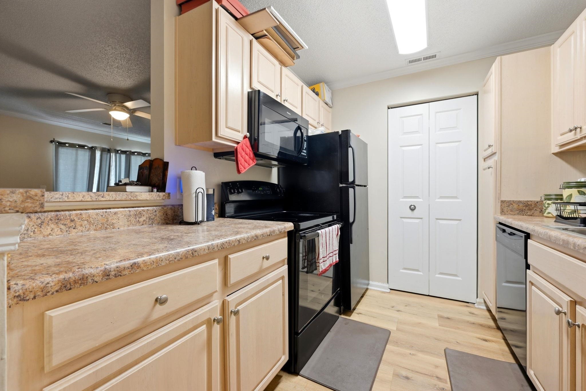 3756 Citation Way Property Photo 8