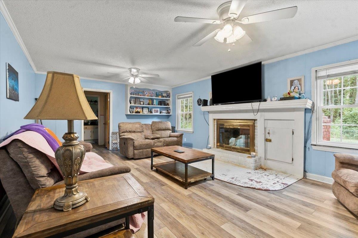 924 Tyler Rd. Property Photo 12