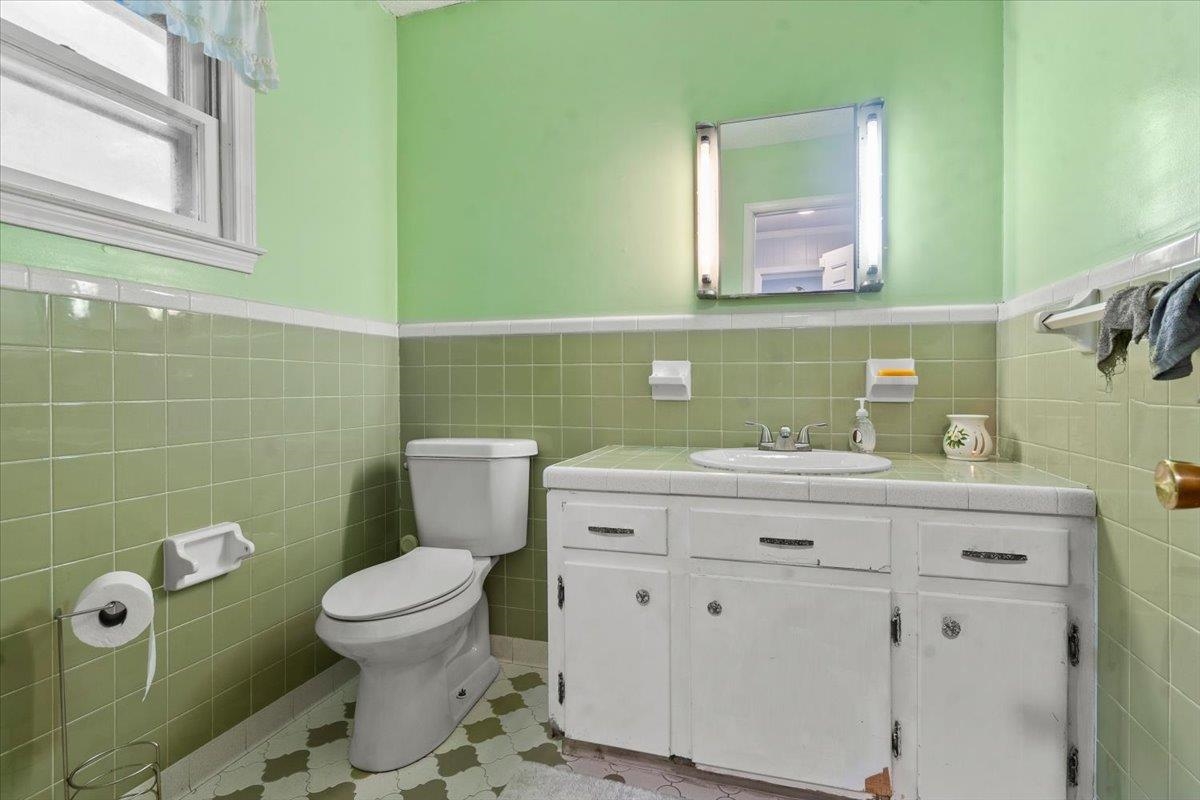 924 Tyler Rd. Property Photo 29