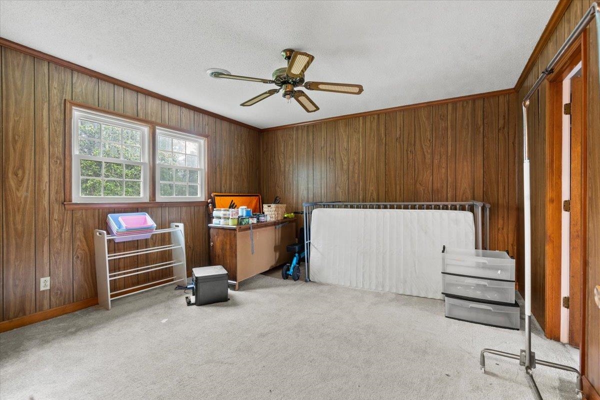 924 Tyler Rd. Property Photo 31